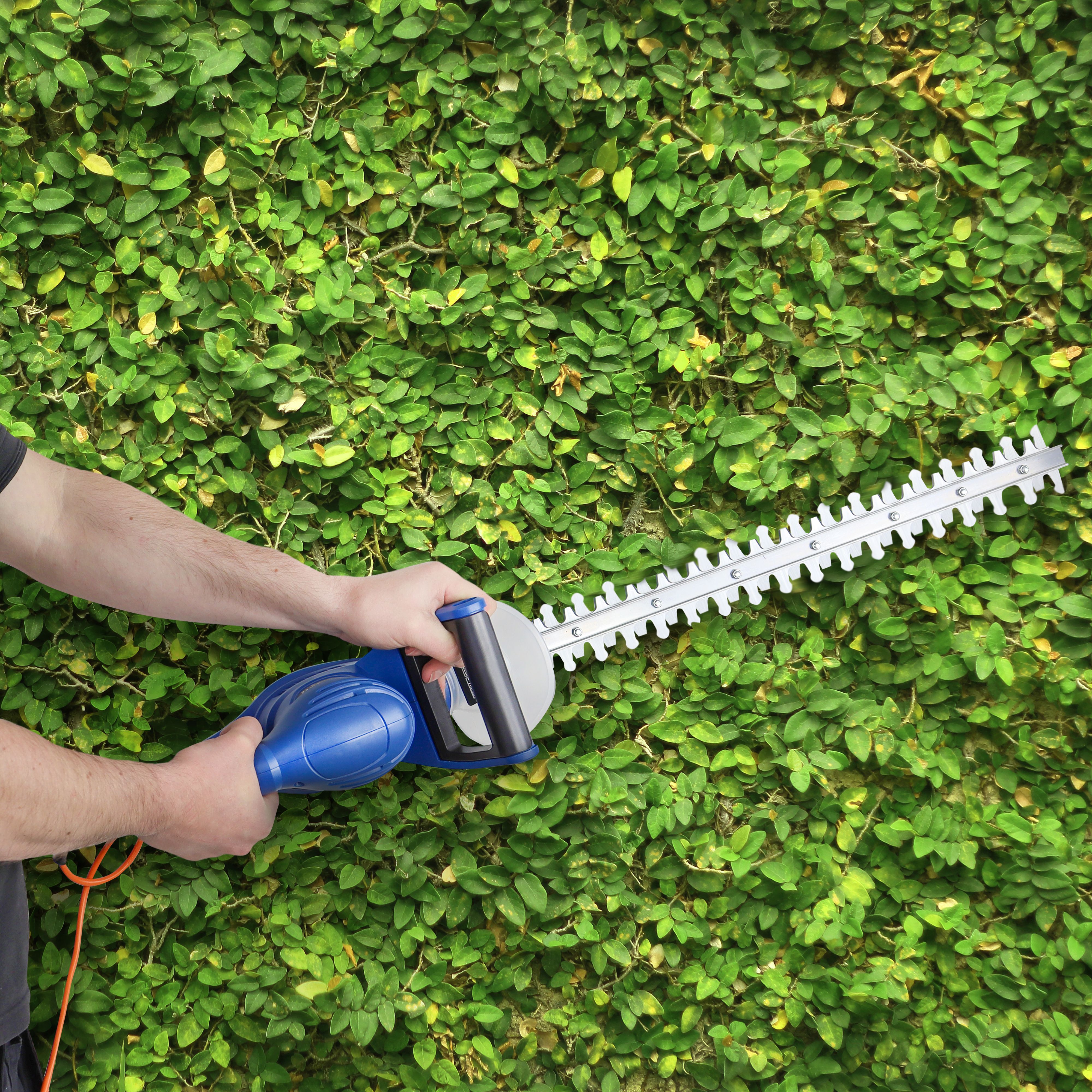 Hyundai Corded 550W Hedge trimmer - 510mm