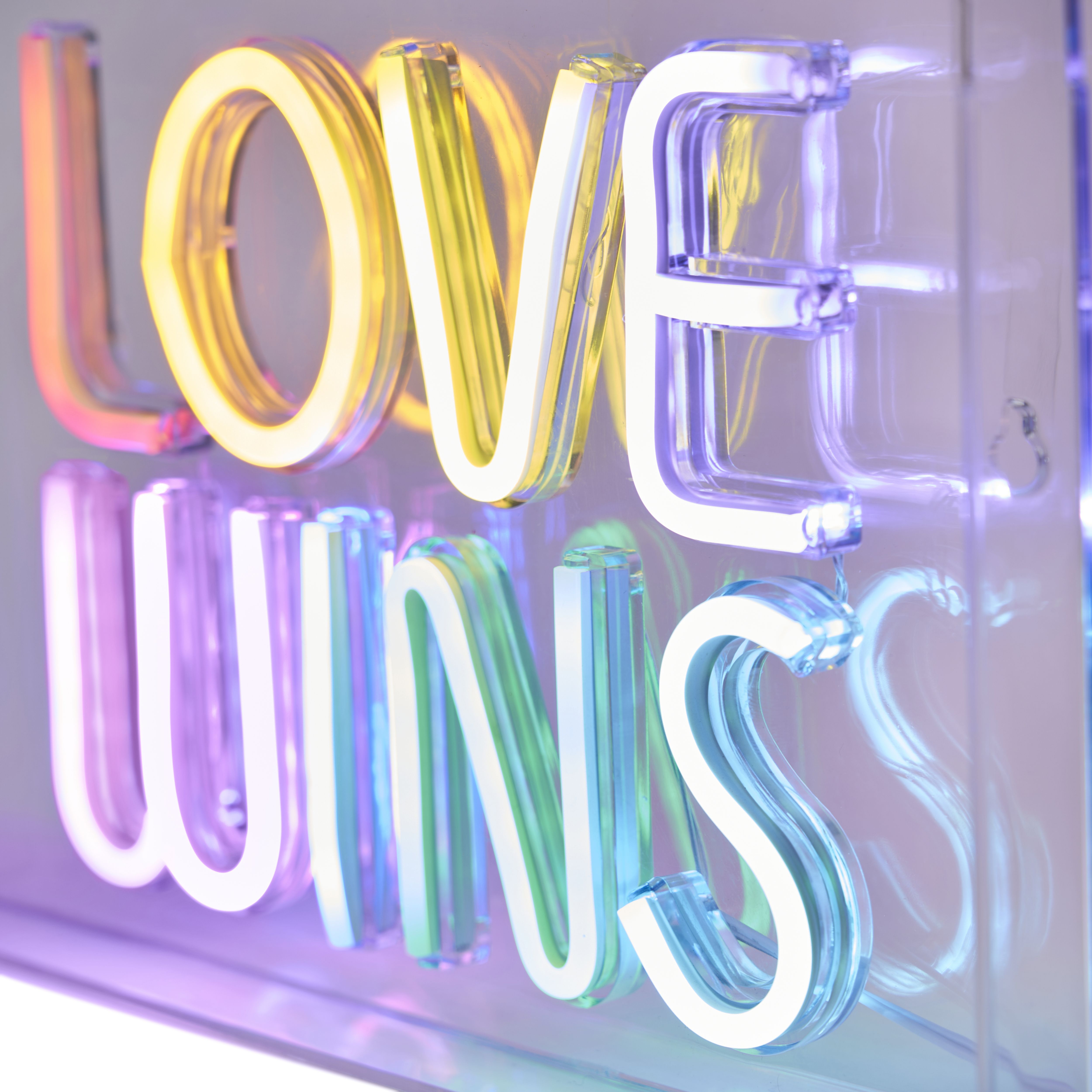 Inlight Barin Multicoloured Plug-in LED Wall light