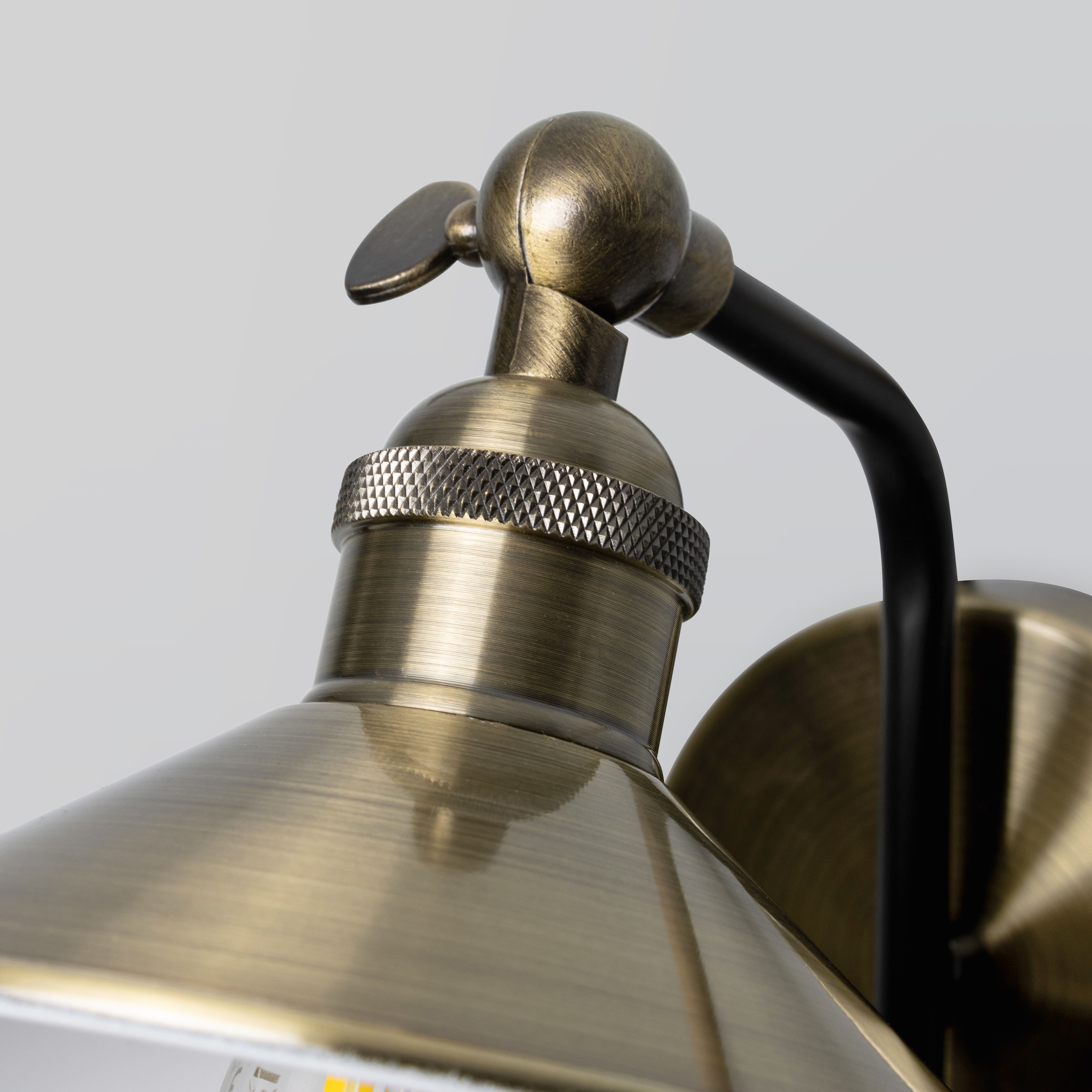Inlight Bureau Satin Nickel Wired LED Wall light