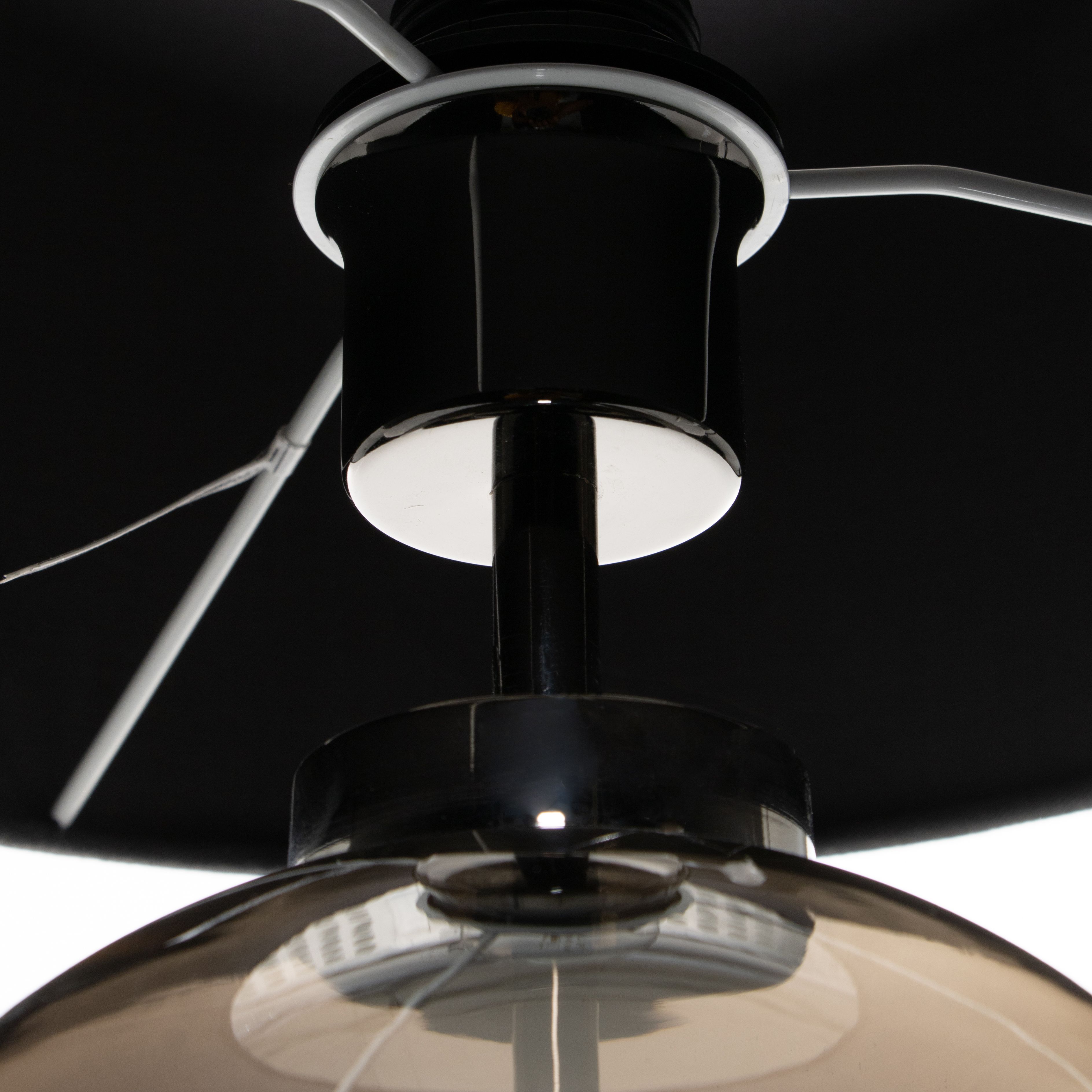 Inlight Palais Gloss Smoke Nickel effect Round Table lamp