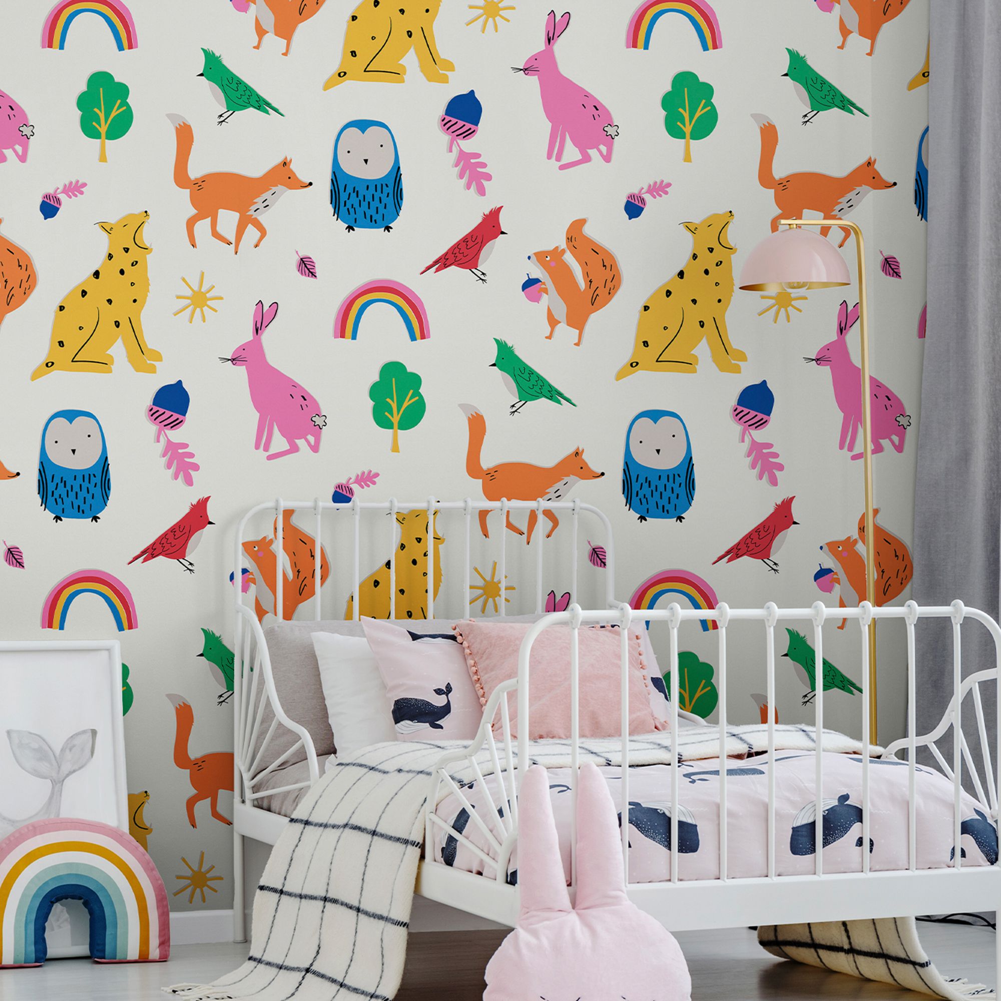 Joules Multicolour Country critters Smooth Wallpaper Sample