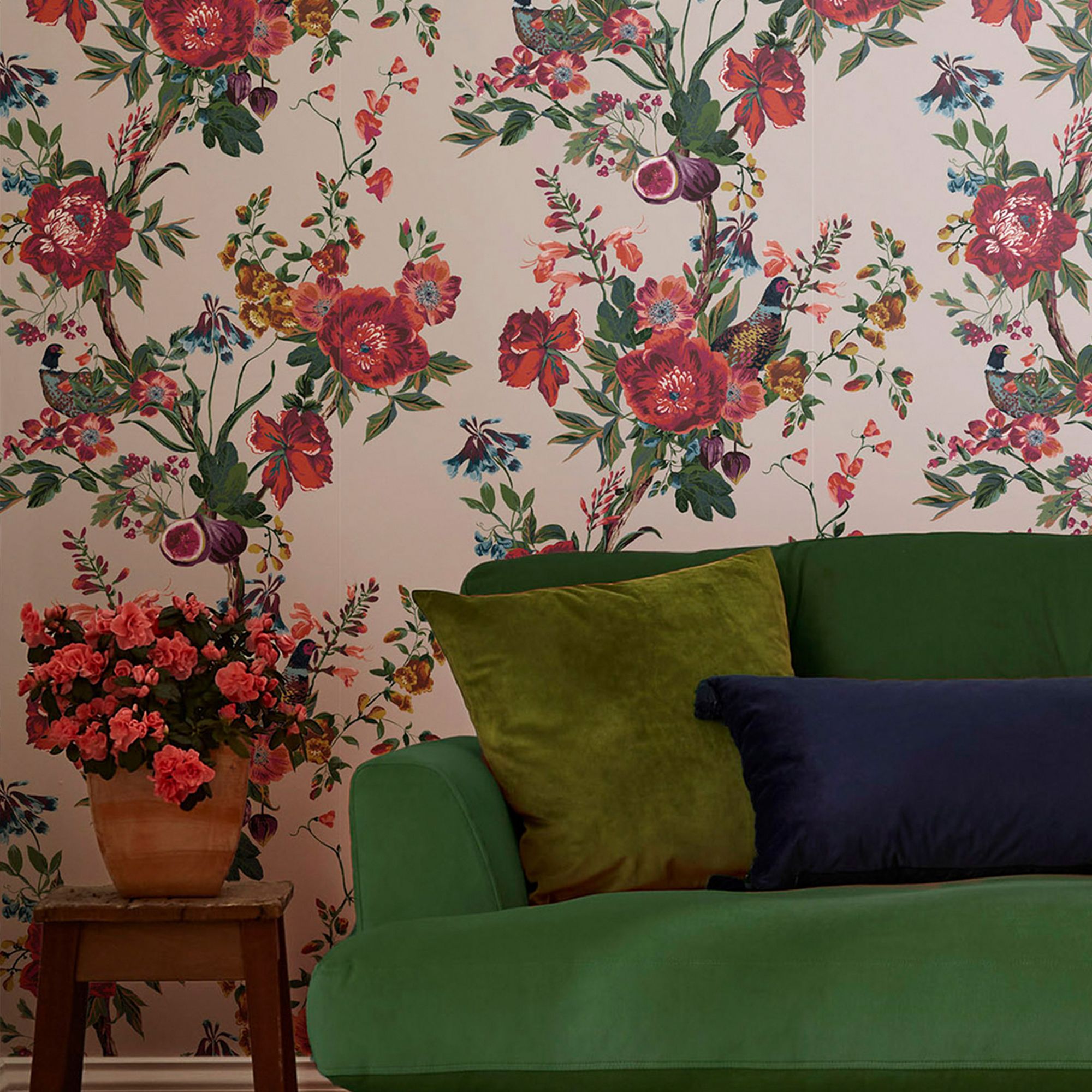 Joules Multicolour Floral forest Smooth Wallpaper Sample