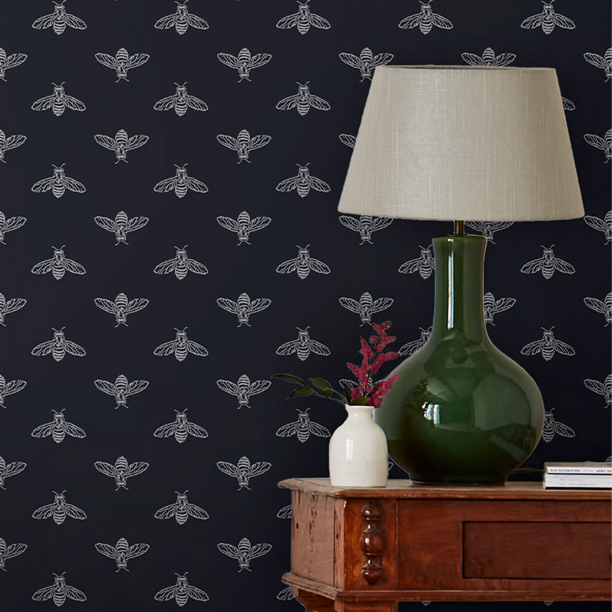 Joules Navy Bee Smooth Wallpaper