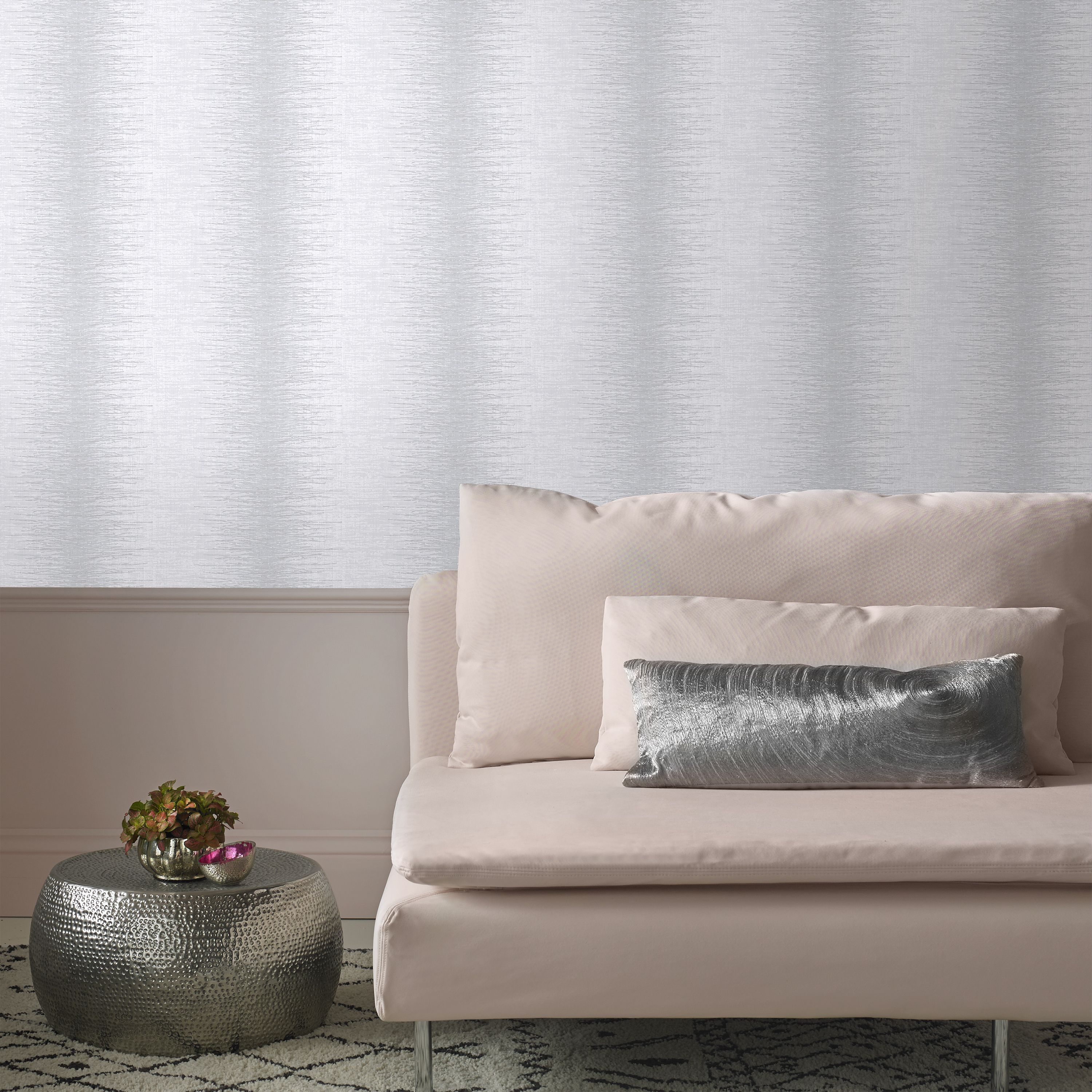 Julien MacDonald Illusion Silver glitter effect Striped Embossed Wallpaper Sample