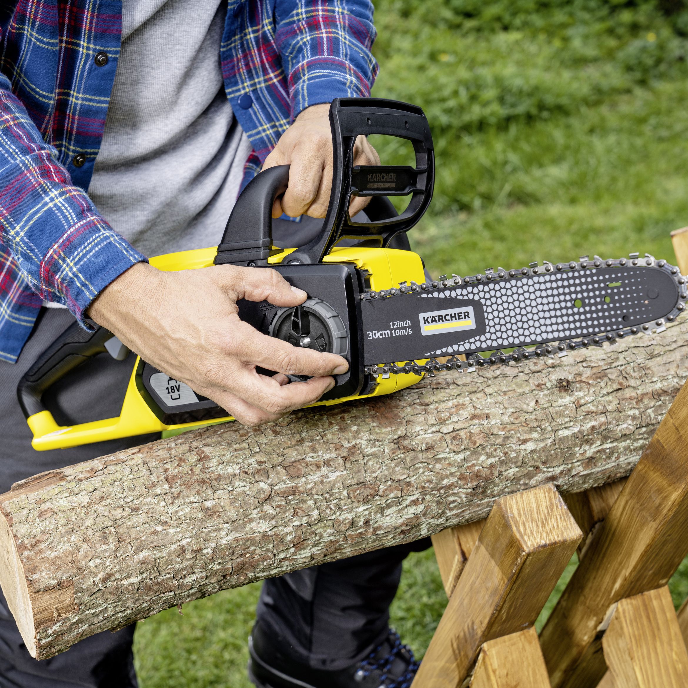 Kärcher 18V CNS 18-30 Cordless 300mm Chainsaw - BARE