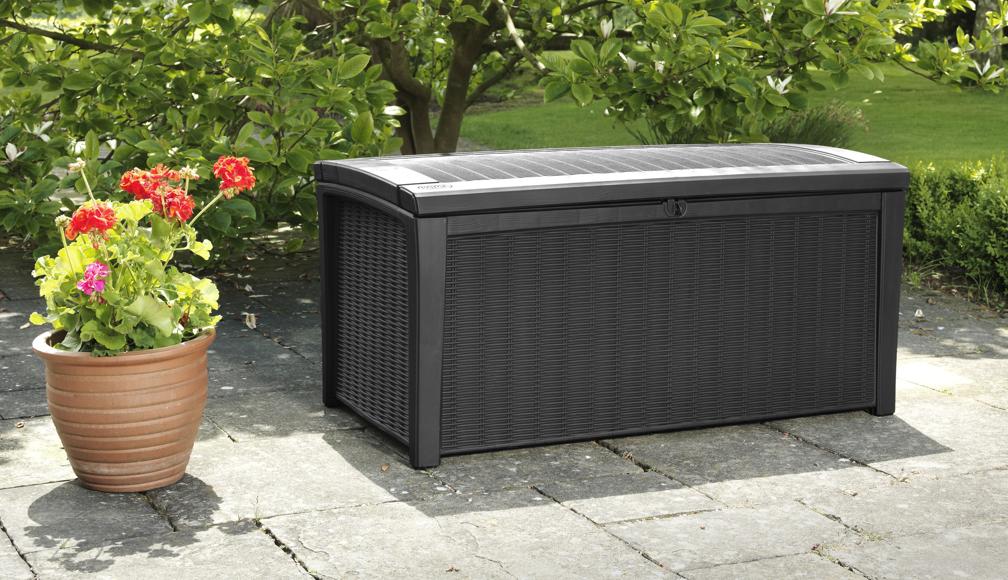 Keter Borneo Rattan Effect Plastic Garden Storage Box Tradepoint