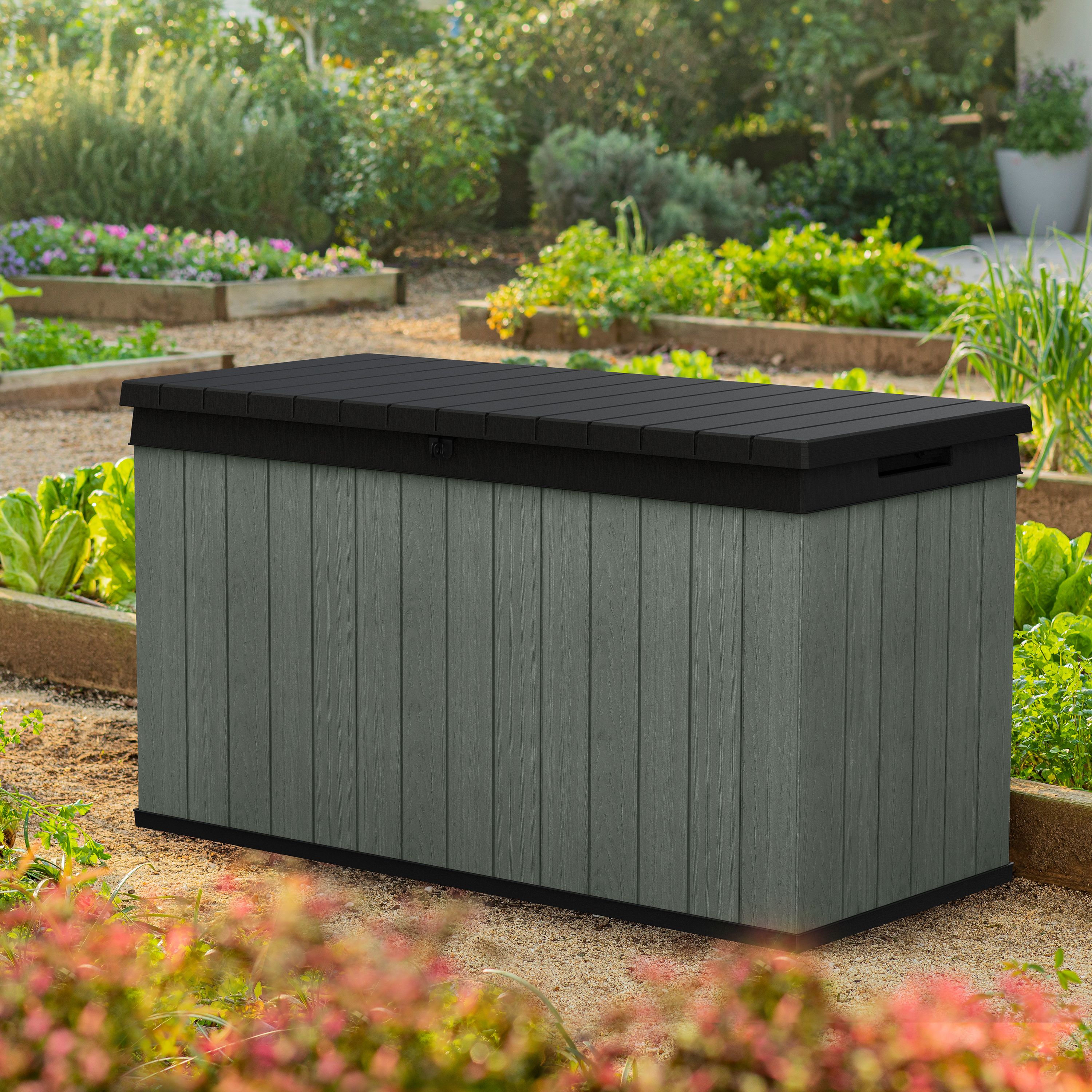 Keter Darwin Green 570L Garden storage box (H)782mm (W)1425mm