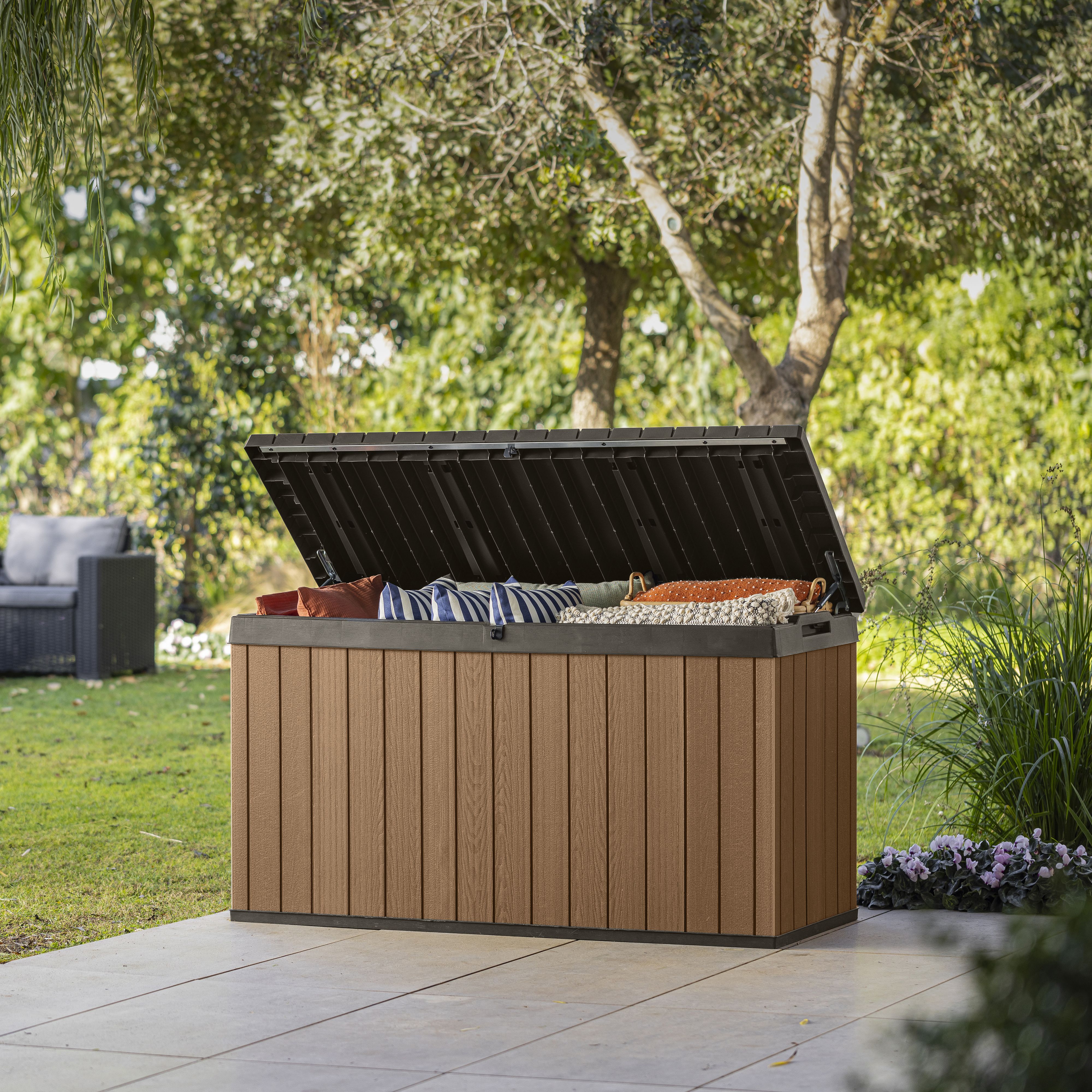 Keter patio wood effect deals garden storage bench box