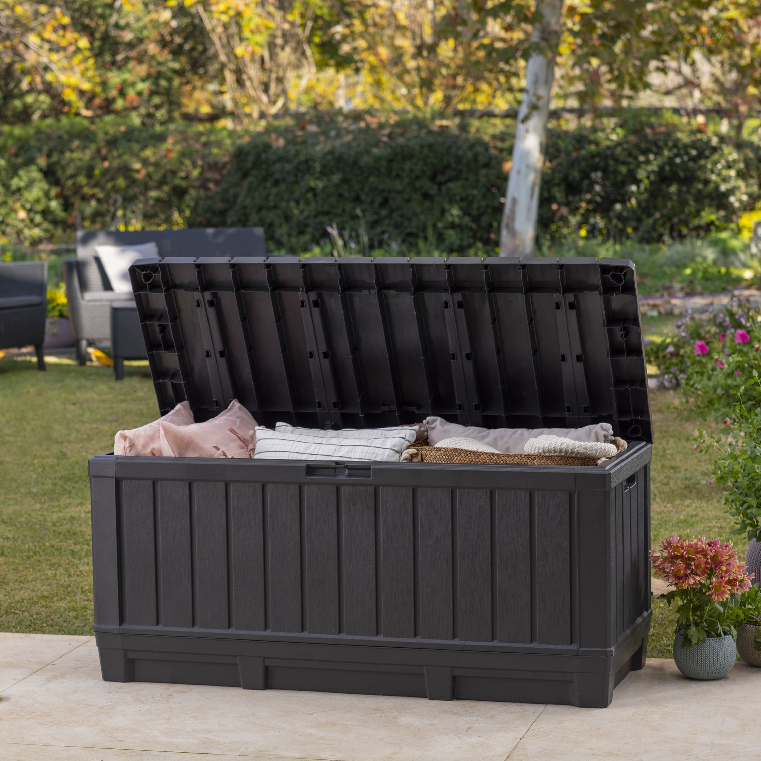 Keter Kentwood Graphite Resin 4x2 Garden storage box 350L