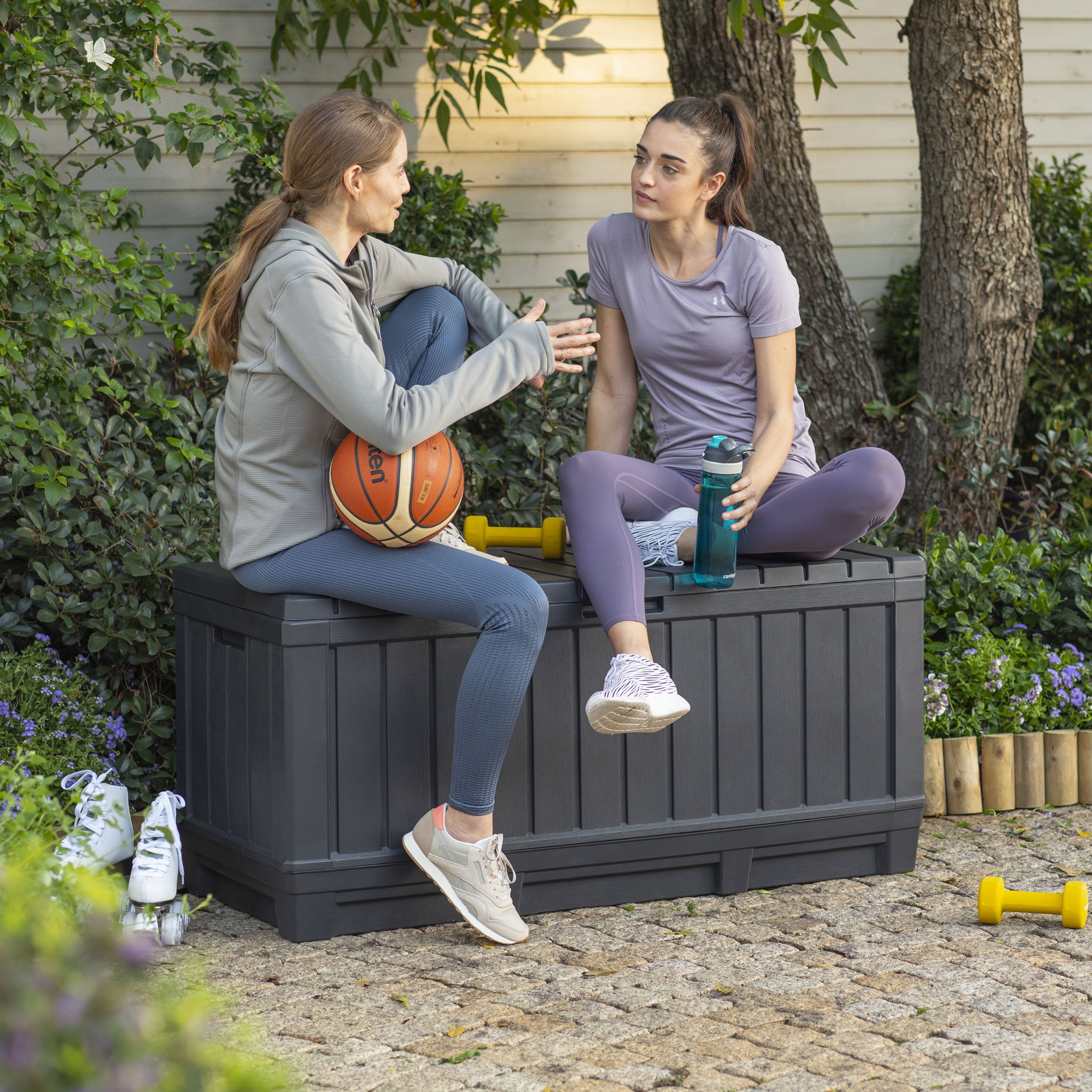 Keter Kentwood Graphite Resin 4x2 Garden storage box 350L