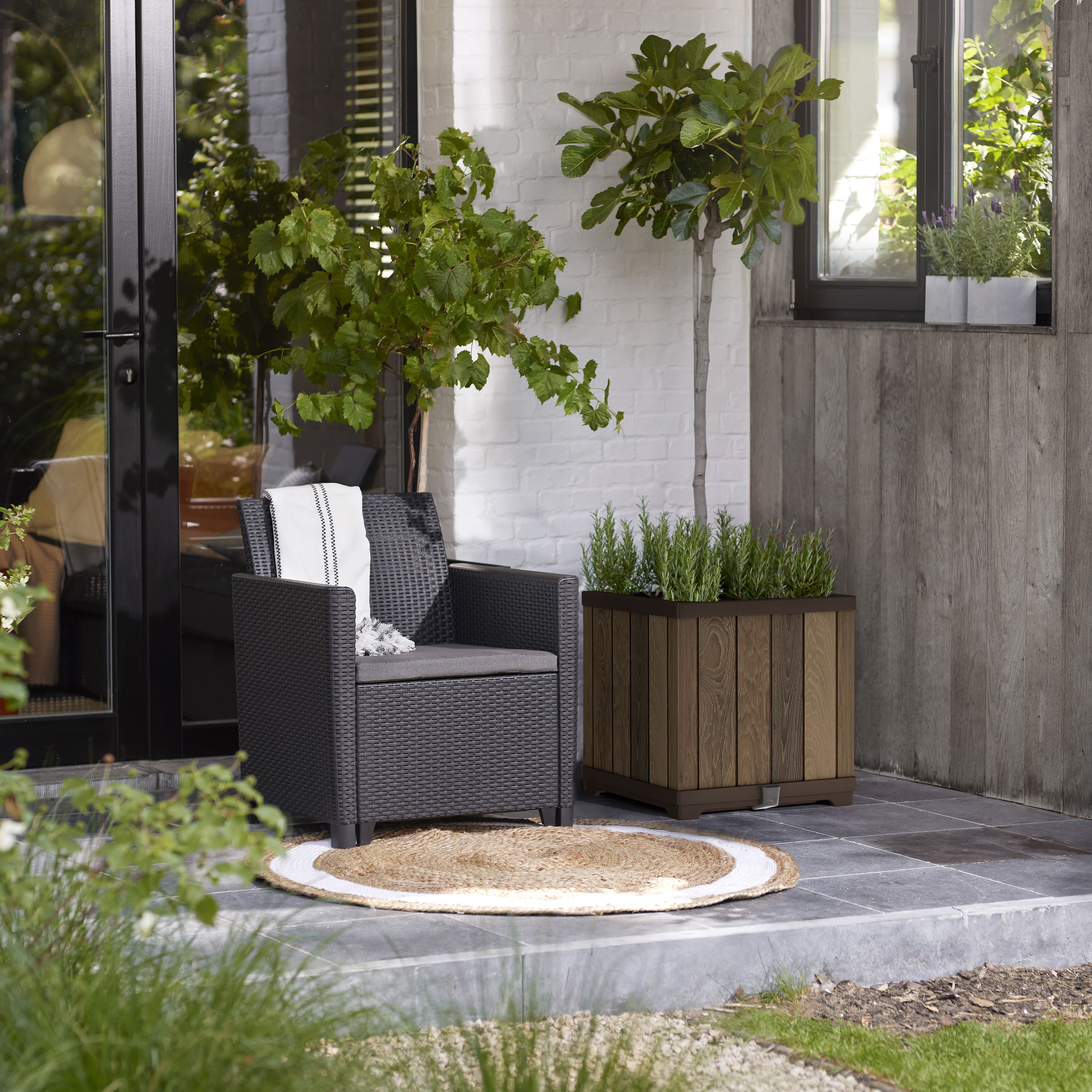 Keter Signature Brown Wood effect Walnut Plastic resin Plant pot (H)45.5cm