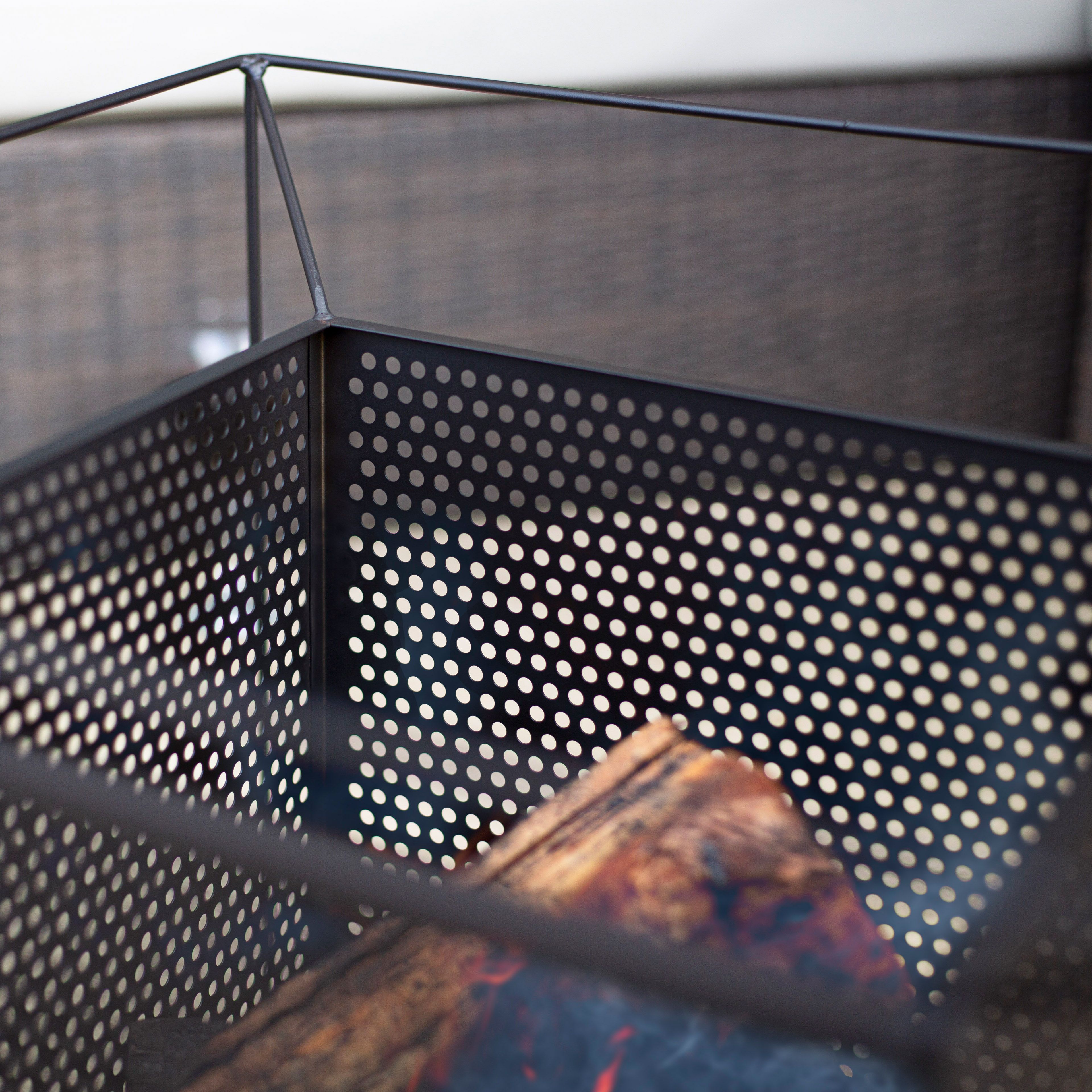 La Hacienda Quadrada Steel Matt Black Firepit