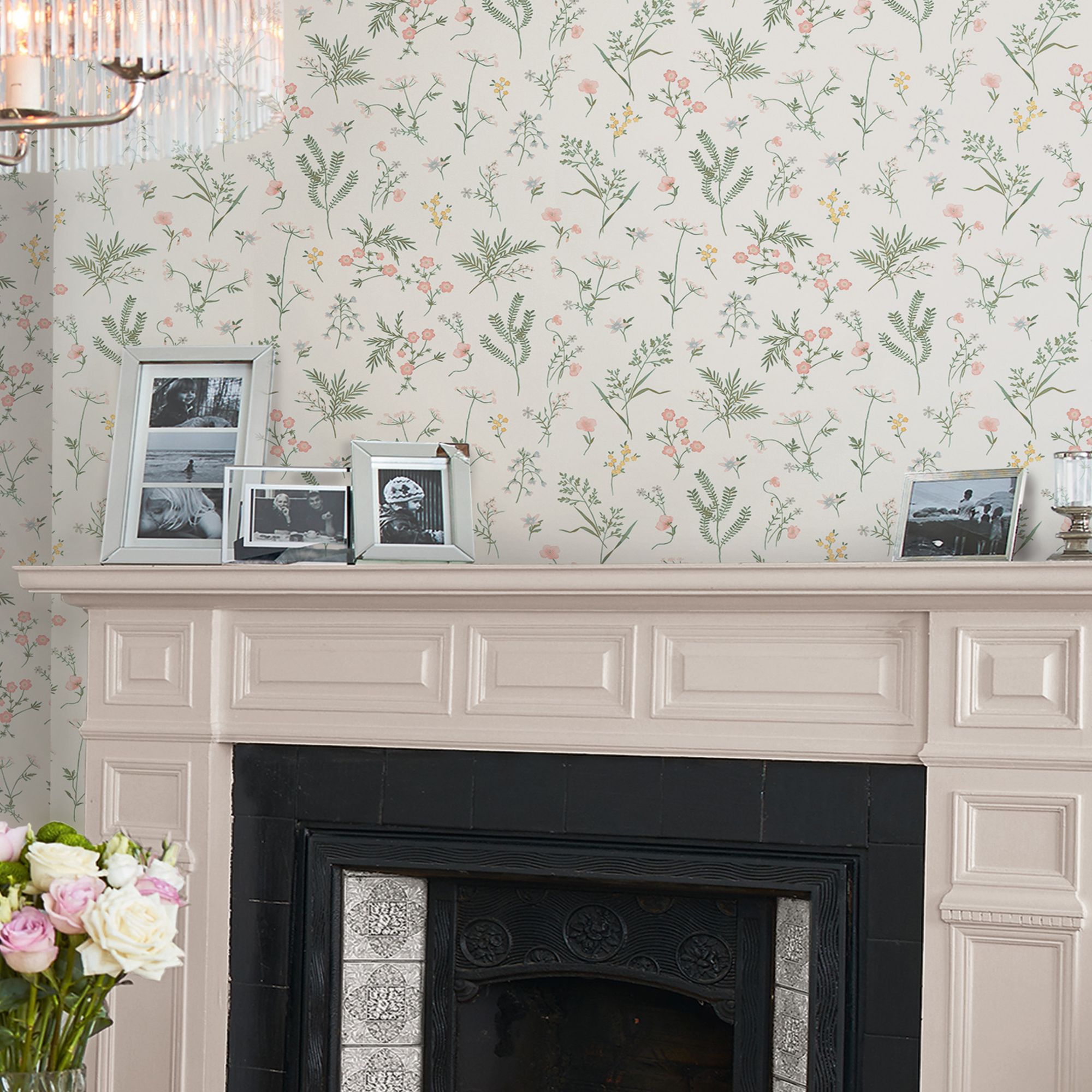 Laura Ashley Crossfell Cream Leaves Smooth Wallpaper Sample