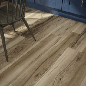 Laura Ashley Dallington Anti-glare matt Wood effect Luxury vinyl click flooring, 2.2m²