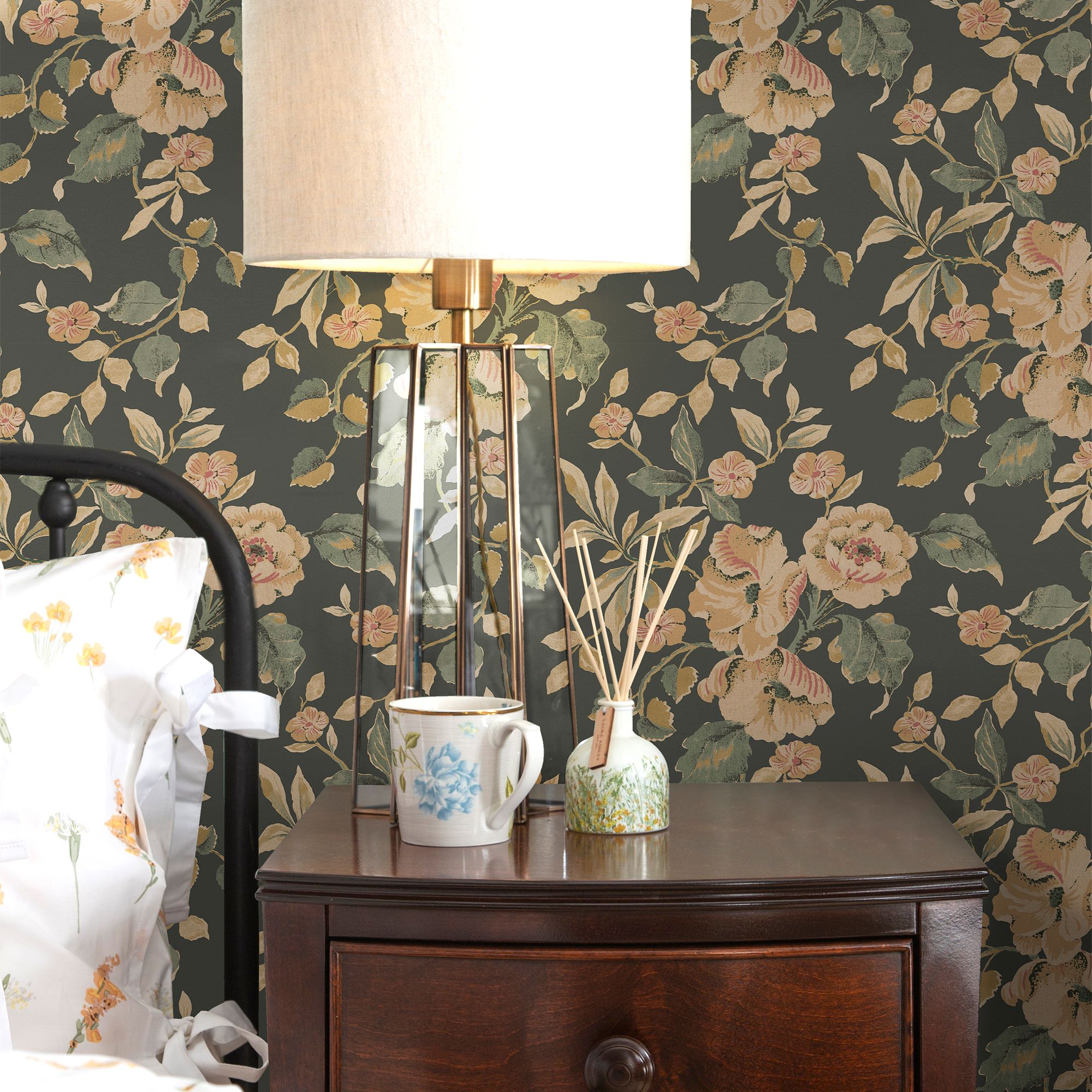 Laura Ashley Rustic Charm Fern Alyworth Trail Smooth Wallpaper