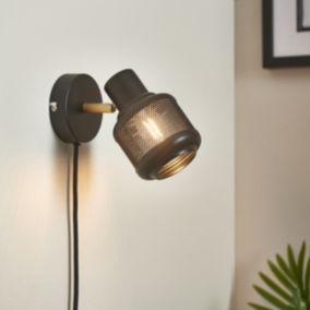 Leven Satin Plug-in Wall light 101549