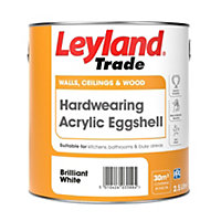 Leyland Trade Brilliant White Eggshell Emulsion paint, 2.5L