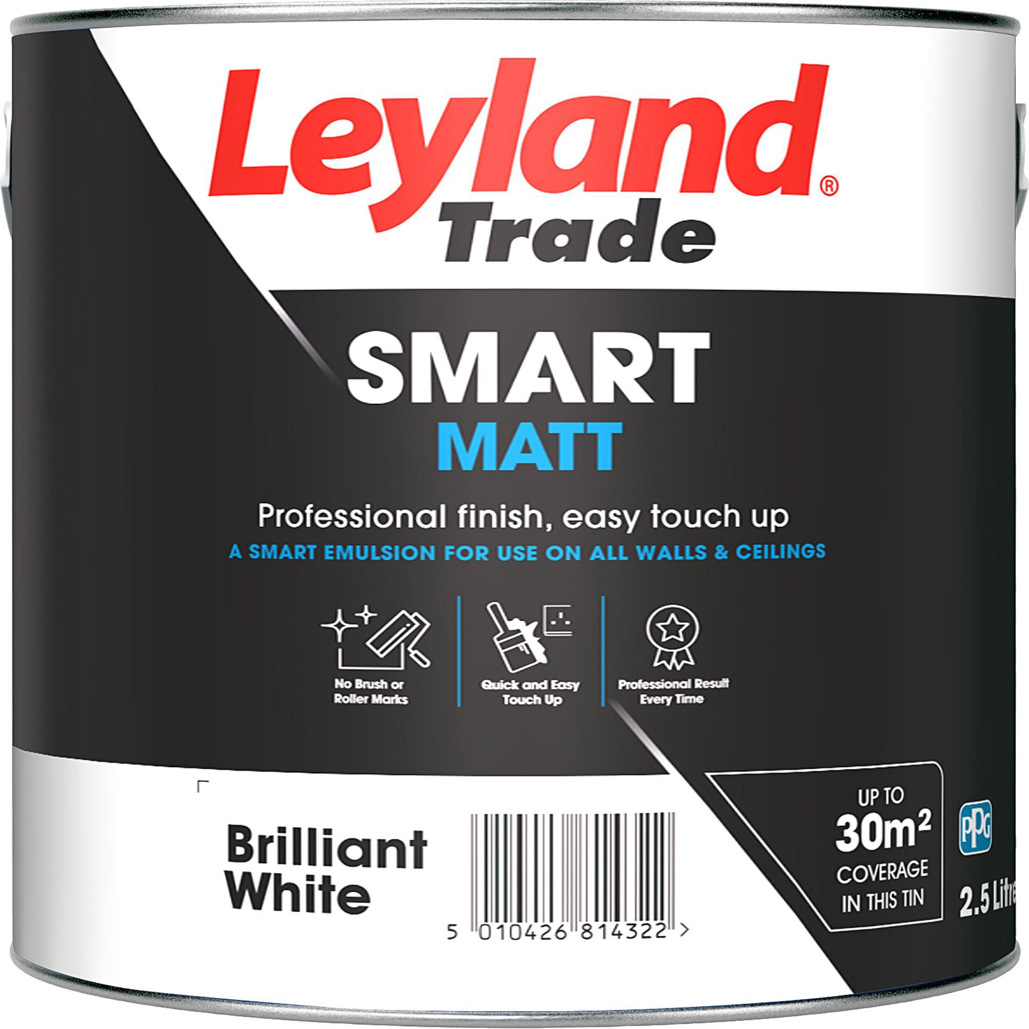 Leyland Trade Smart Brilliant white Flat matt Emulsion paint, 2.5L