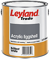 Leyland Trade Tradesman Trade Brilliant white Eggshell Emulsion paint 2.5L