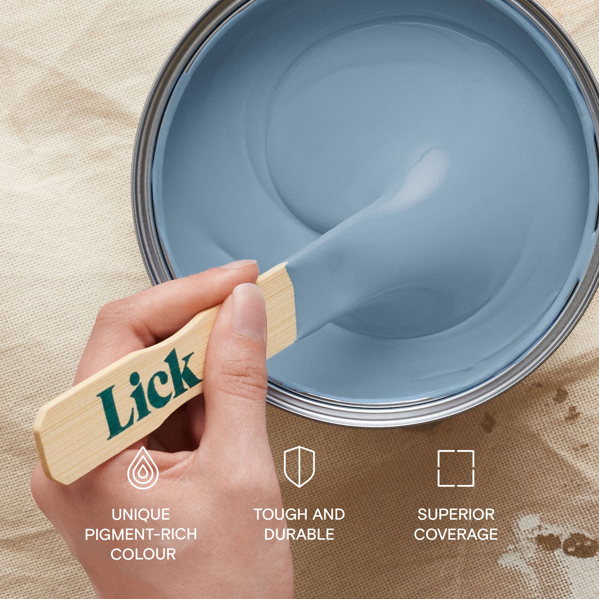 Lick Blue 18 Matt Emulsion paint, 2.5L