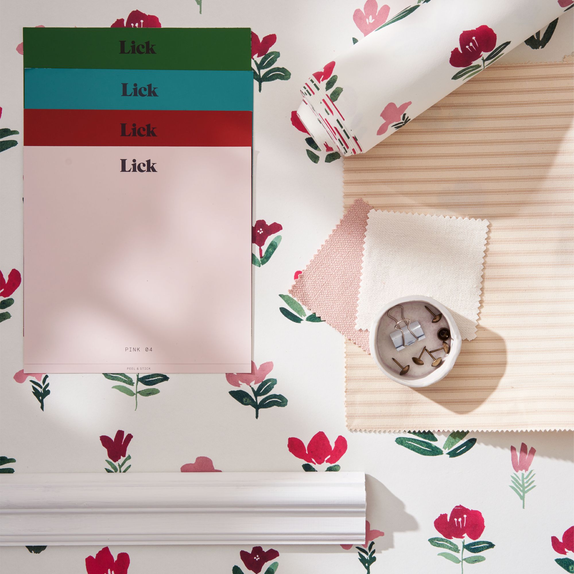 Lick Pink & White Petals 01 Textured Wallpaper