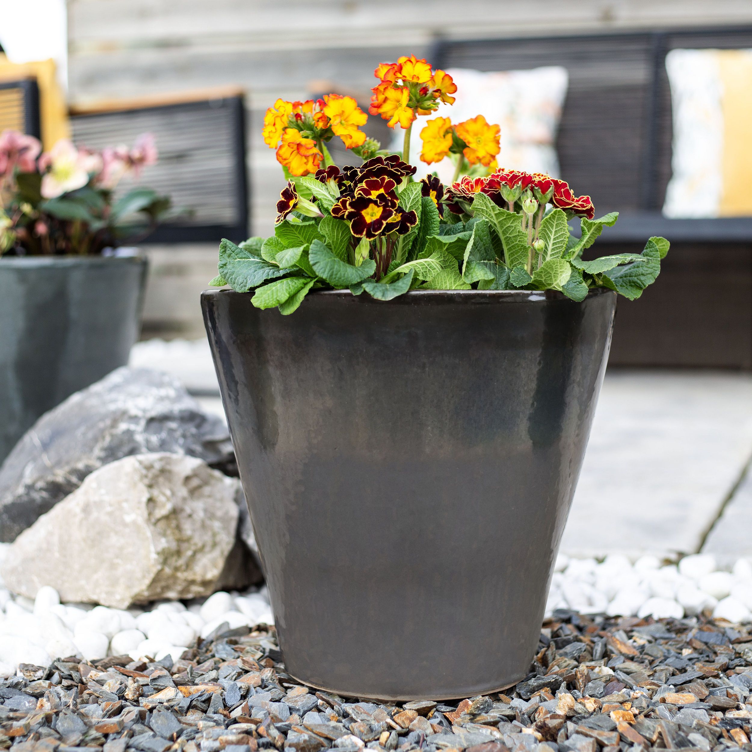 Lily Grey Terracotta Glazed Plant pot (H)31cm