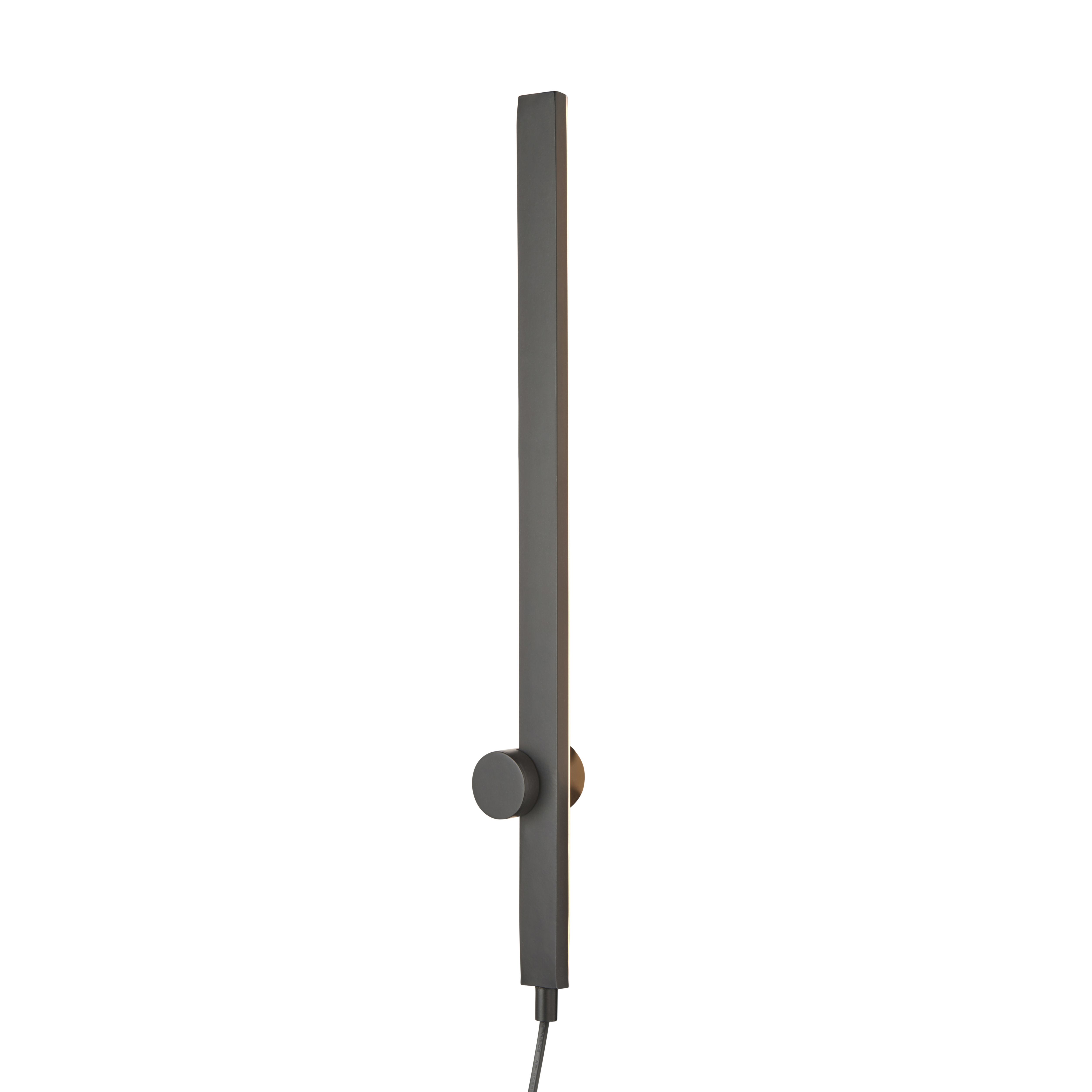 Line Black Plug-in Wall light
