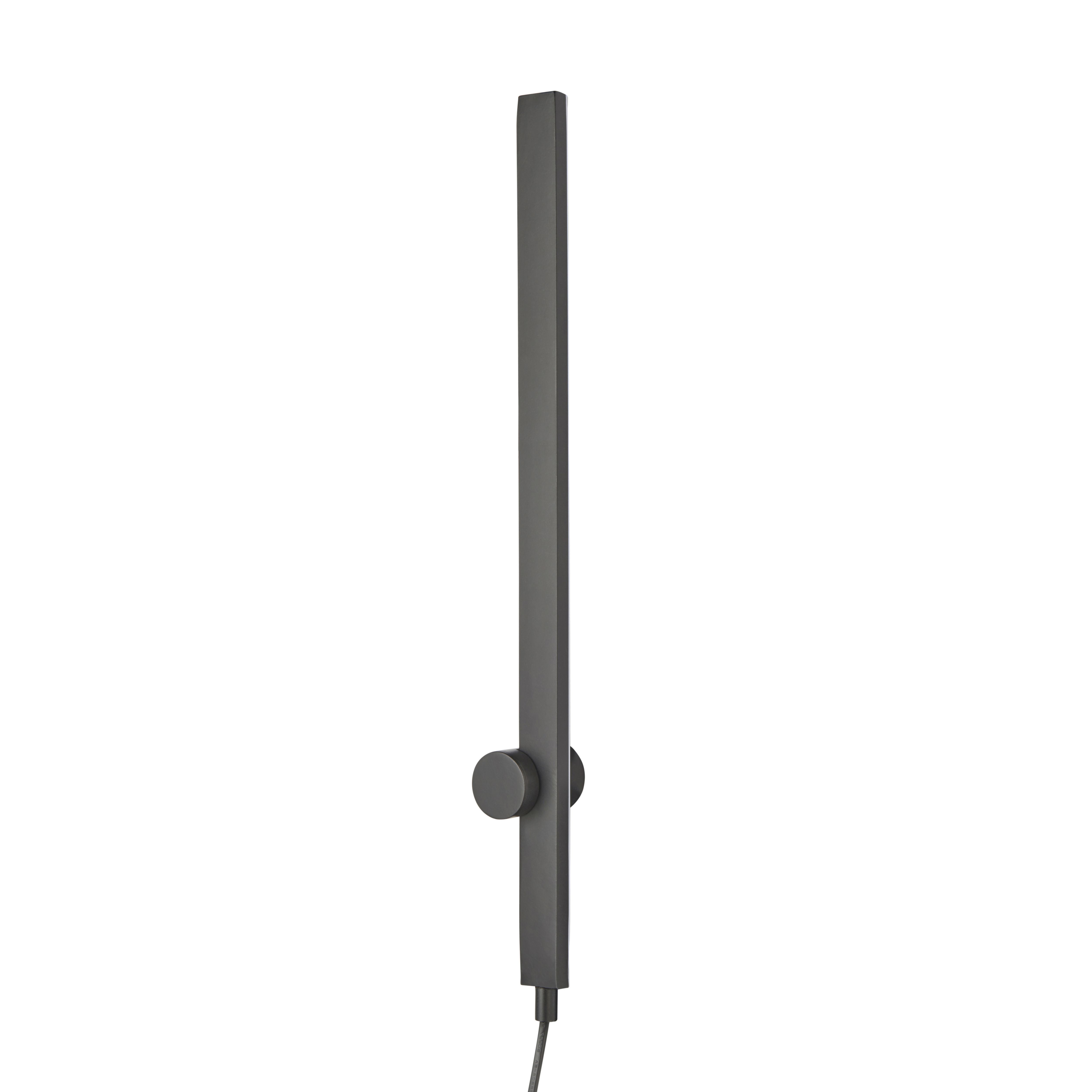 Line Black Plug-in Wall light
