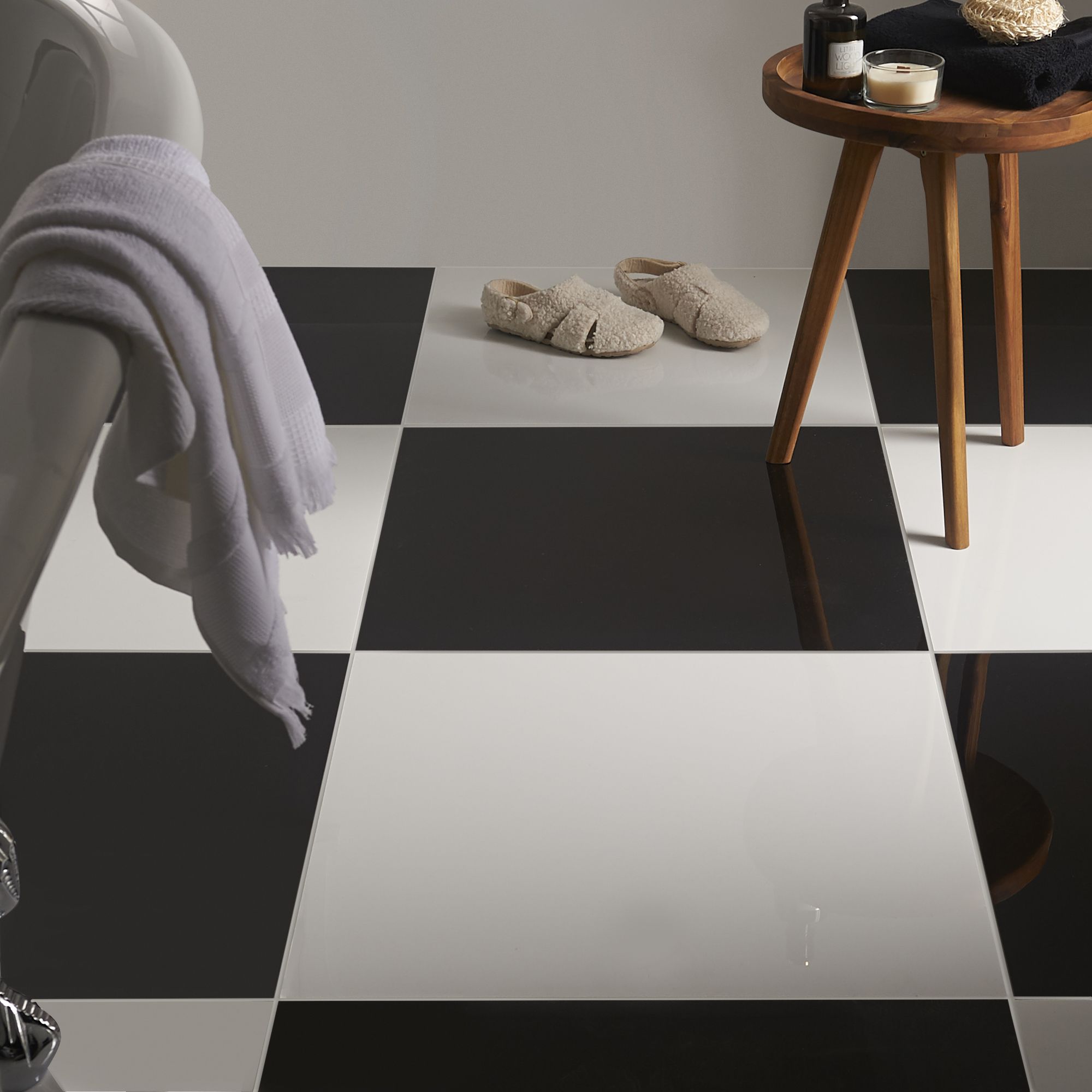 Livourne Black High gloss Stone effect Porcelain Wall & floor Tile, Pack of 3, (L)600mm (W)600mm