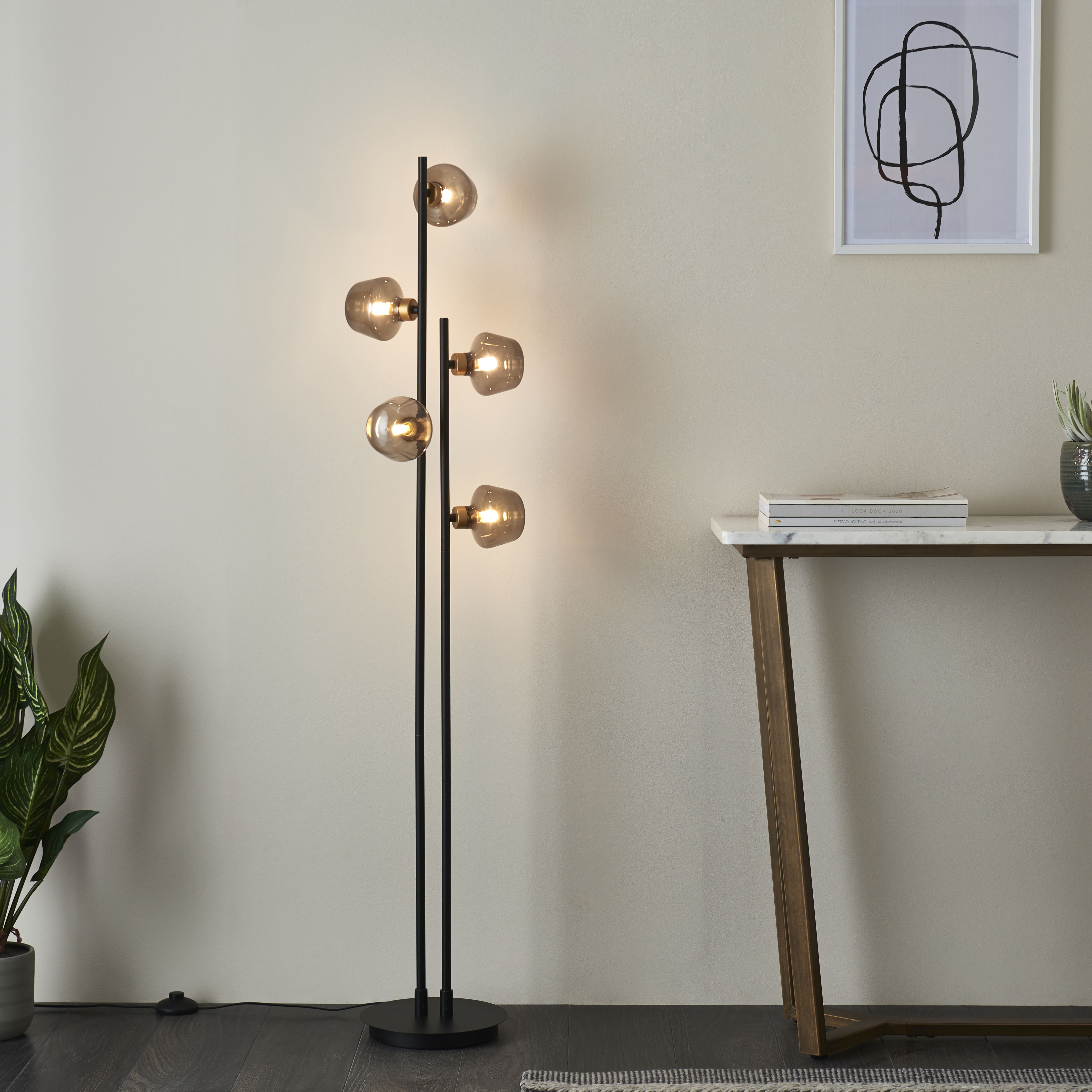 Lockie matt black Floor lamp