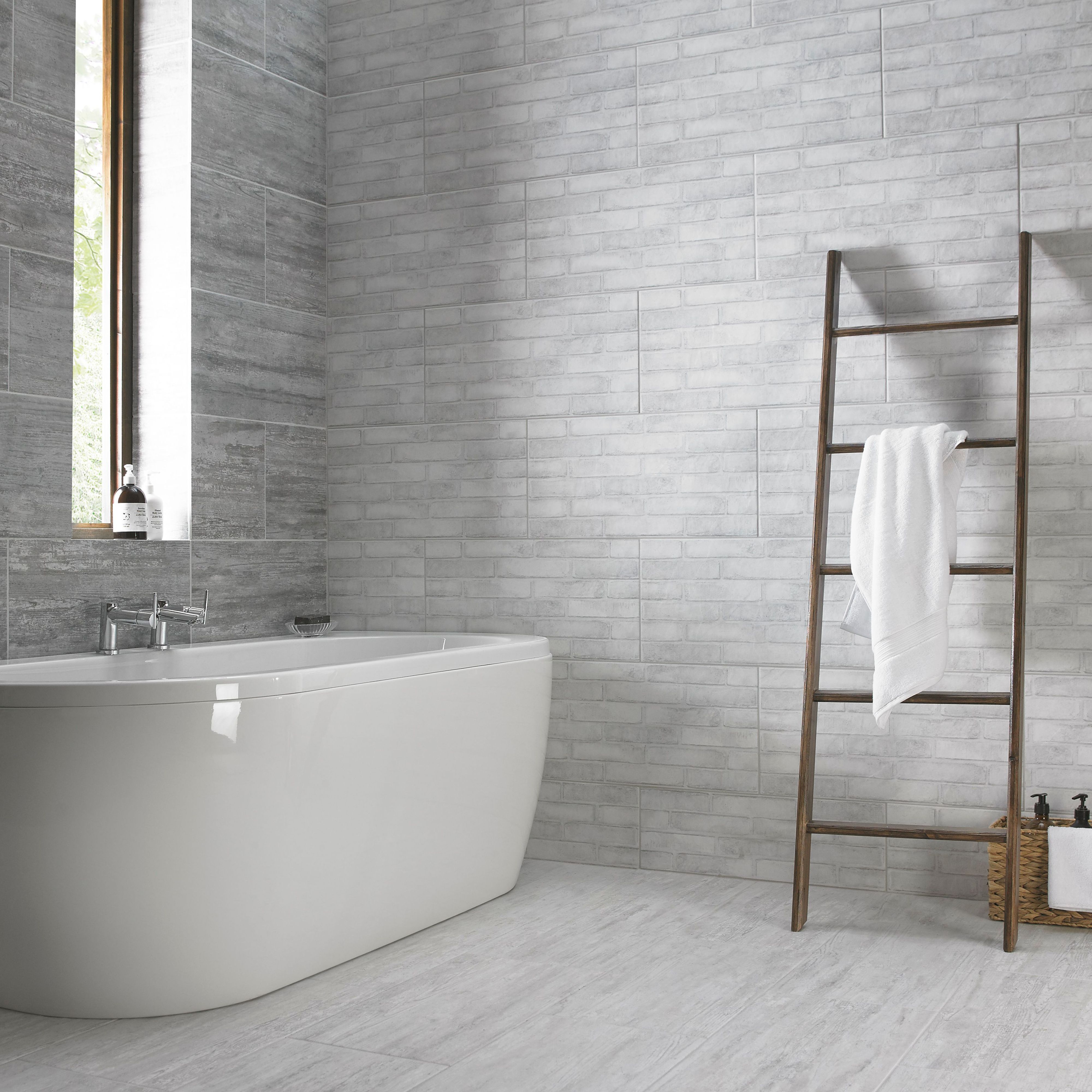 Lofthouse Wood Frost Matt Wood effect Ceramic Indoor Wall & floor Tile, Pack of 6, (L)600mm (W)300mm