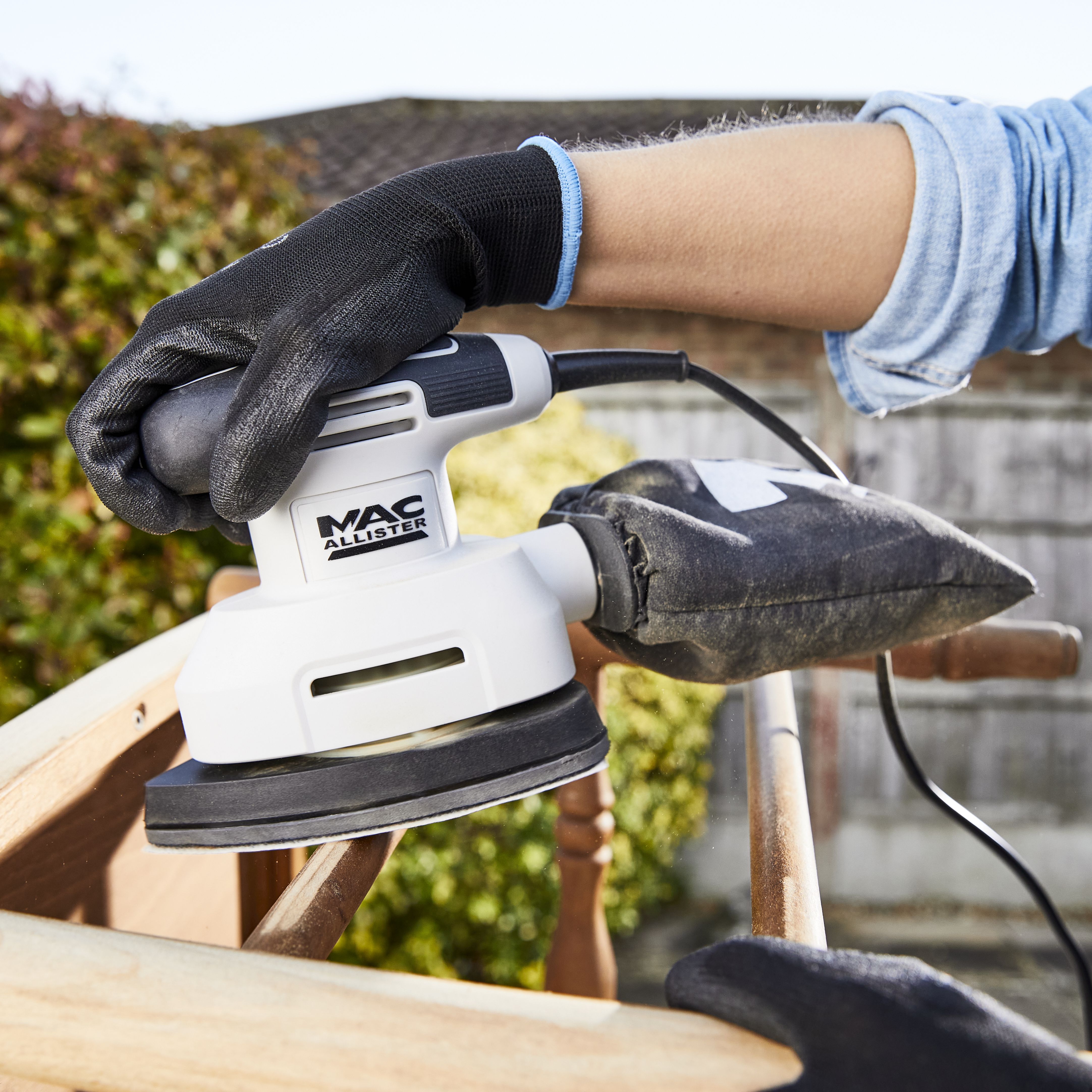 Mac Allister 160W 220 240V Corded Detail sander MDLS160 Tradepoint