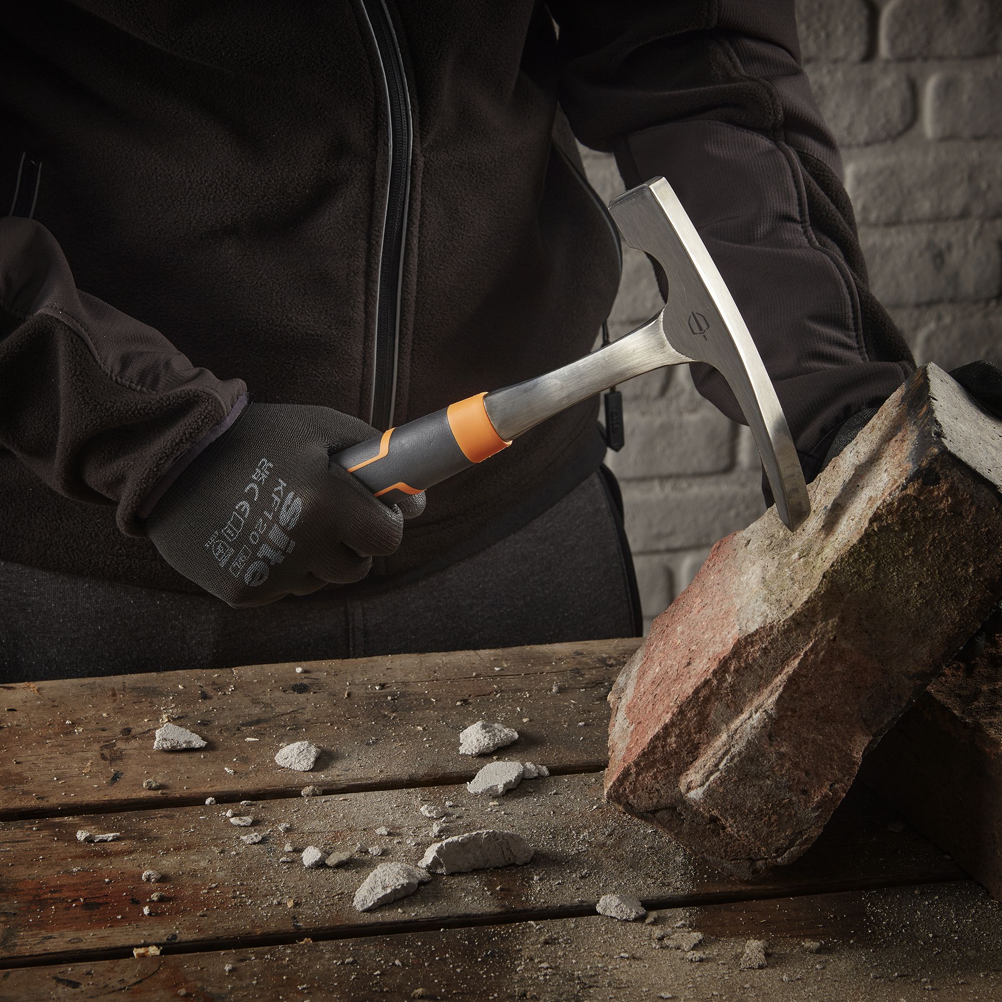 Magnusson Brick Hammer 20oz