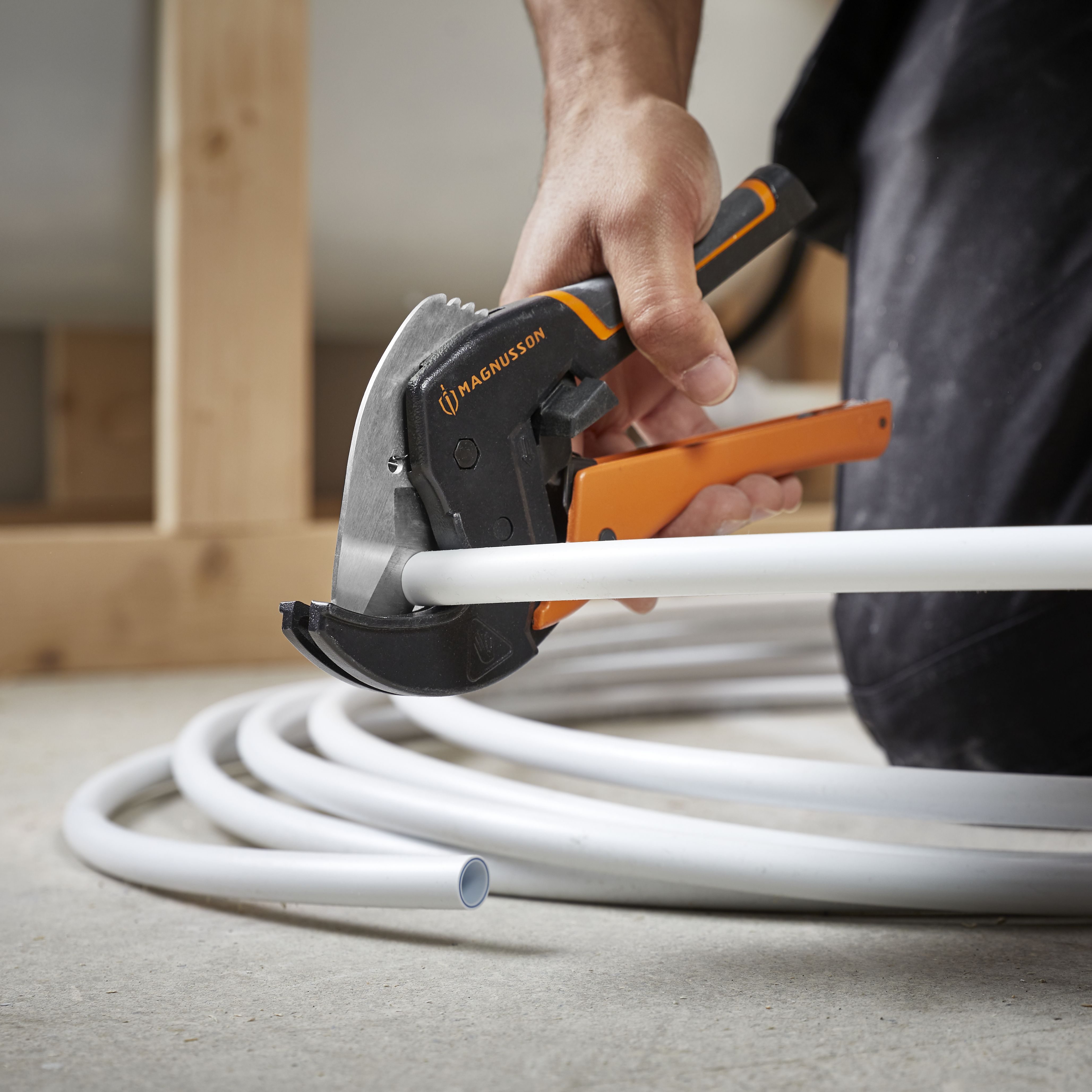 Magnusson Manual 42mm Plastic Pipe cutter