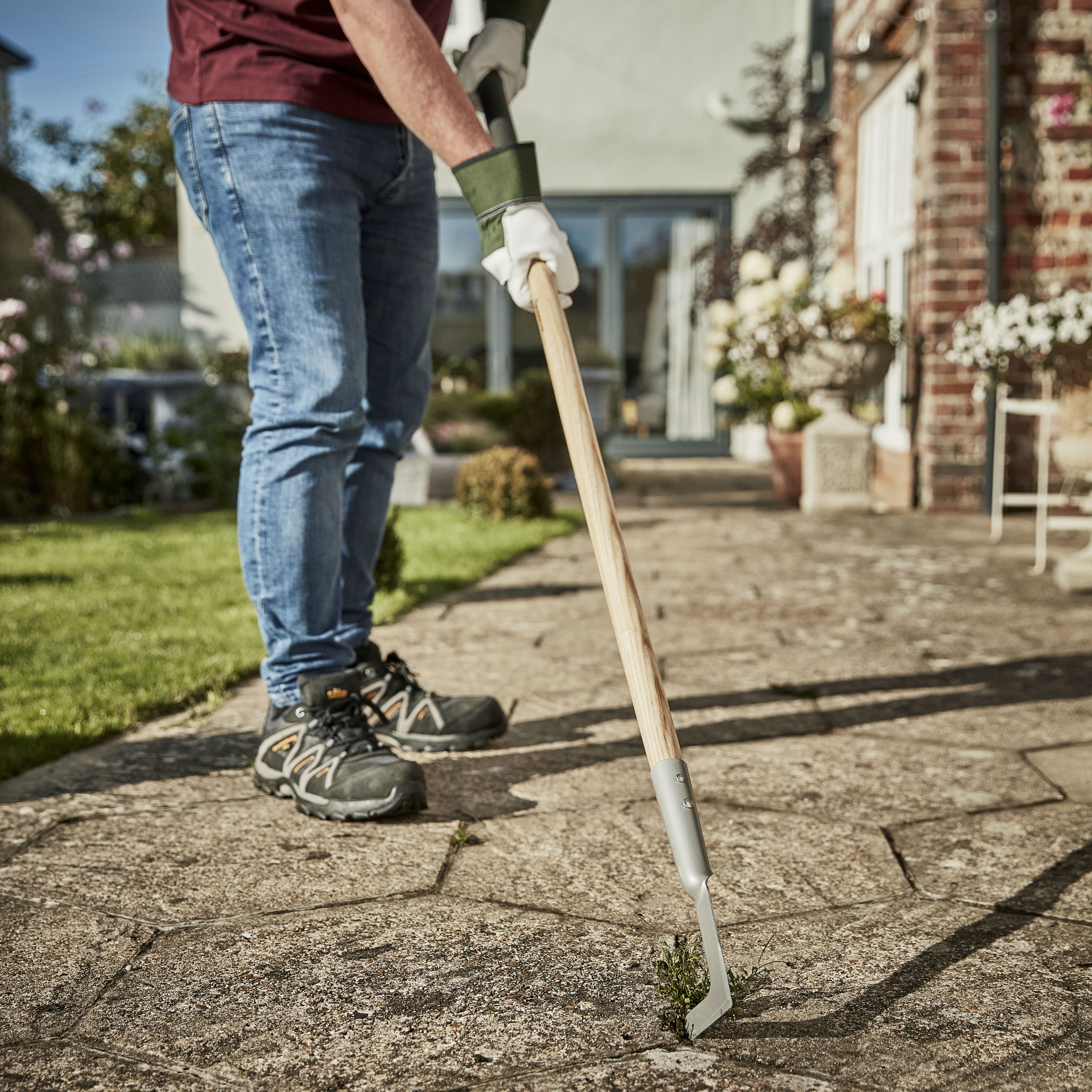 Magnusson Soft & stiff Polyethylene Indoor & outdoor Broom, (W)600mm