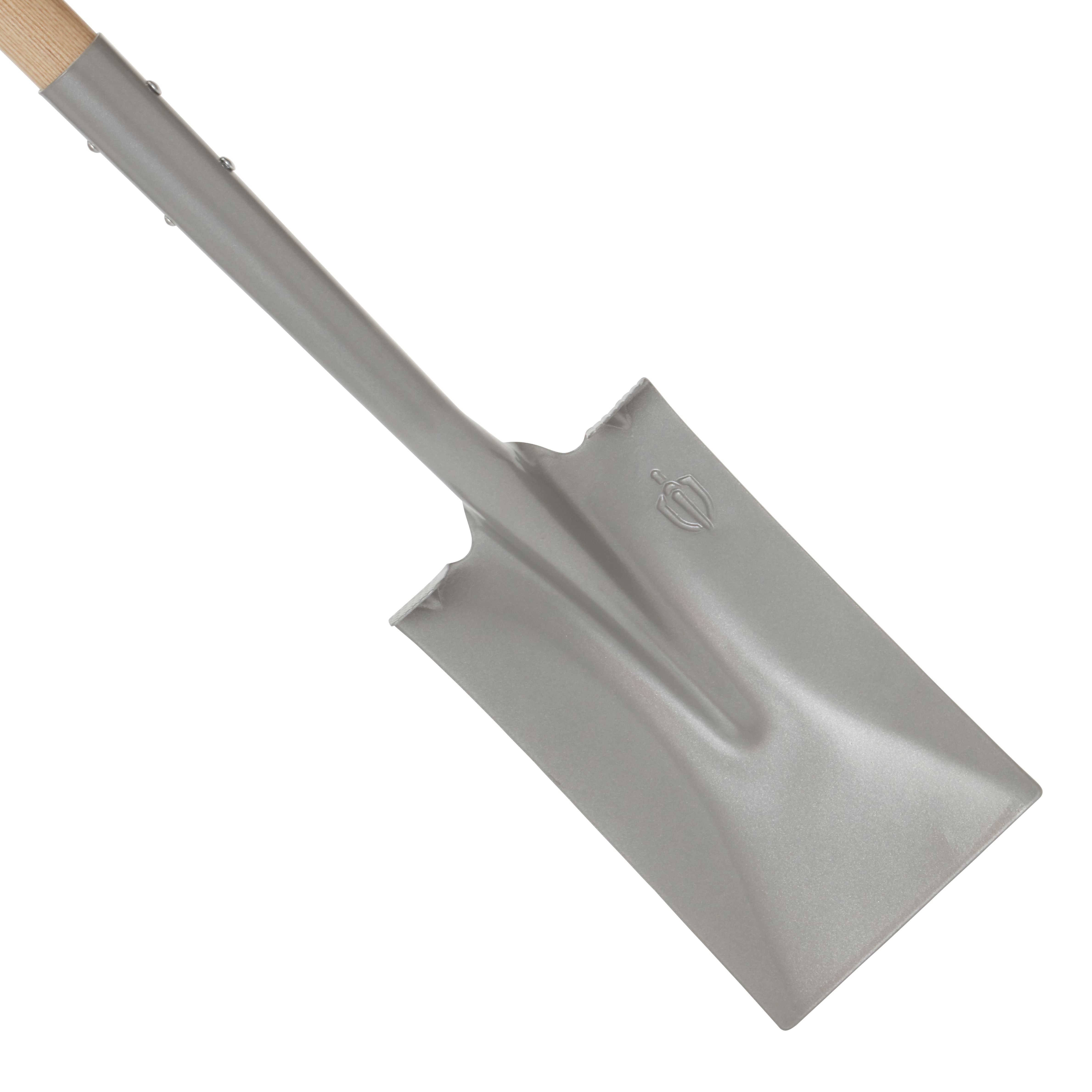 Magnusson Wooden Square Digging Spade