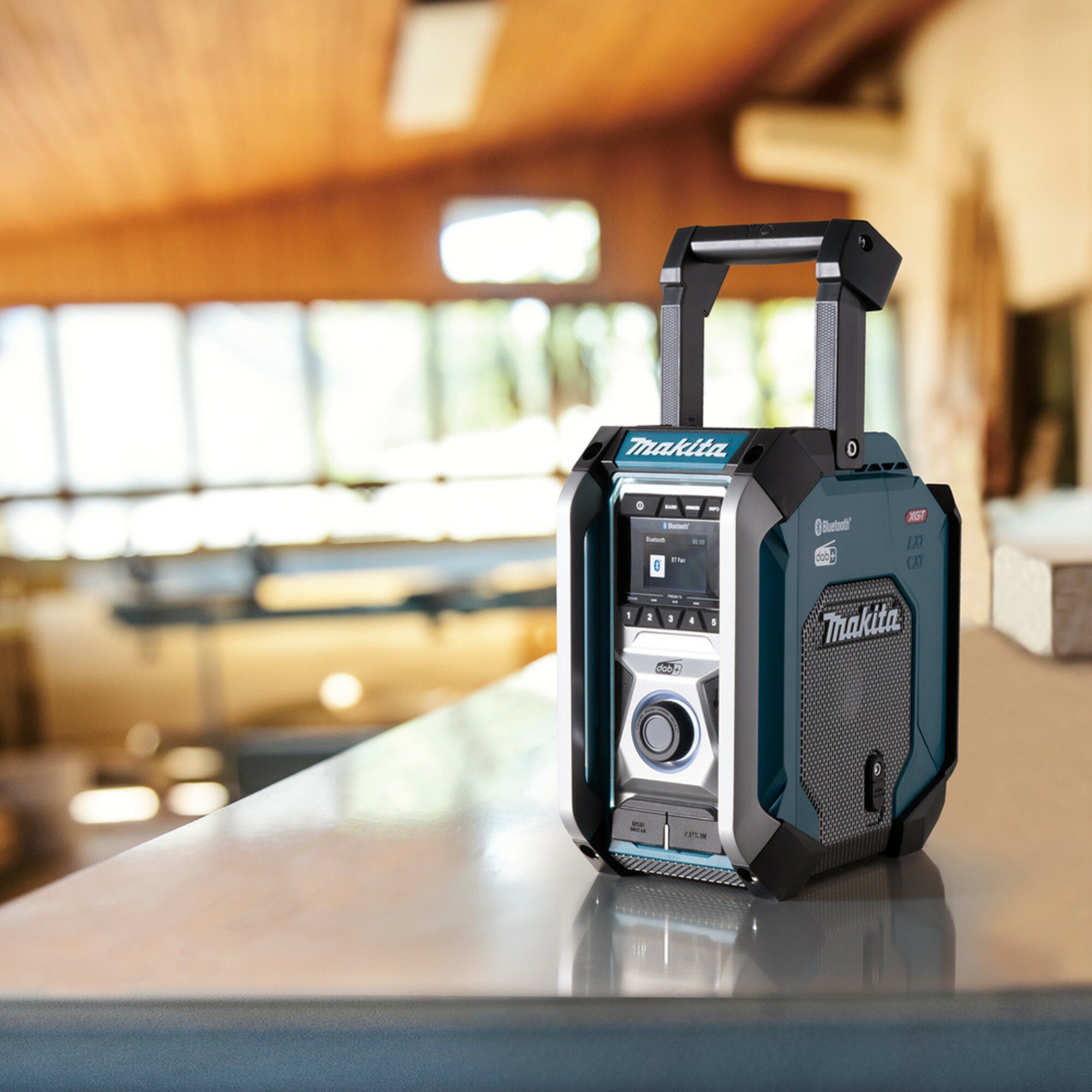 Makita 18V DAB+/FM Cordless Site radio (Bare Tool) - MR007GZ