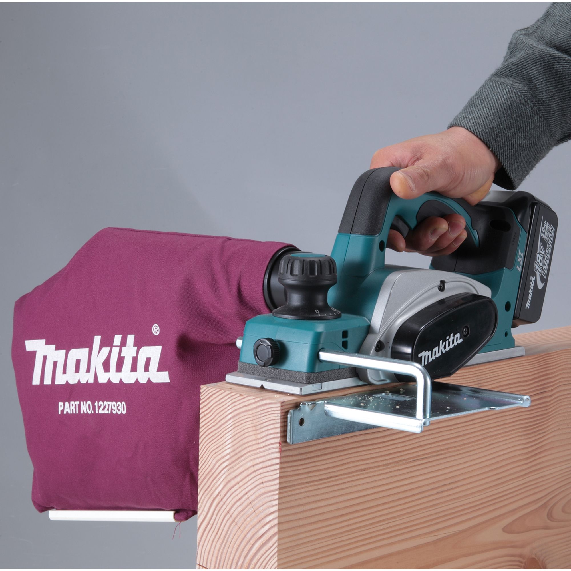 Makita 18V LXT 82mm Brushed Cordless Planer DKP180Z - Bare unit