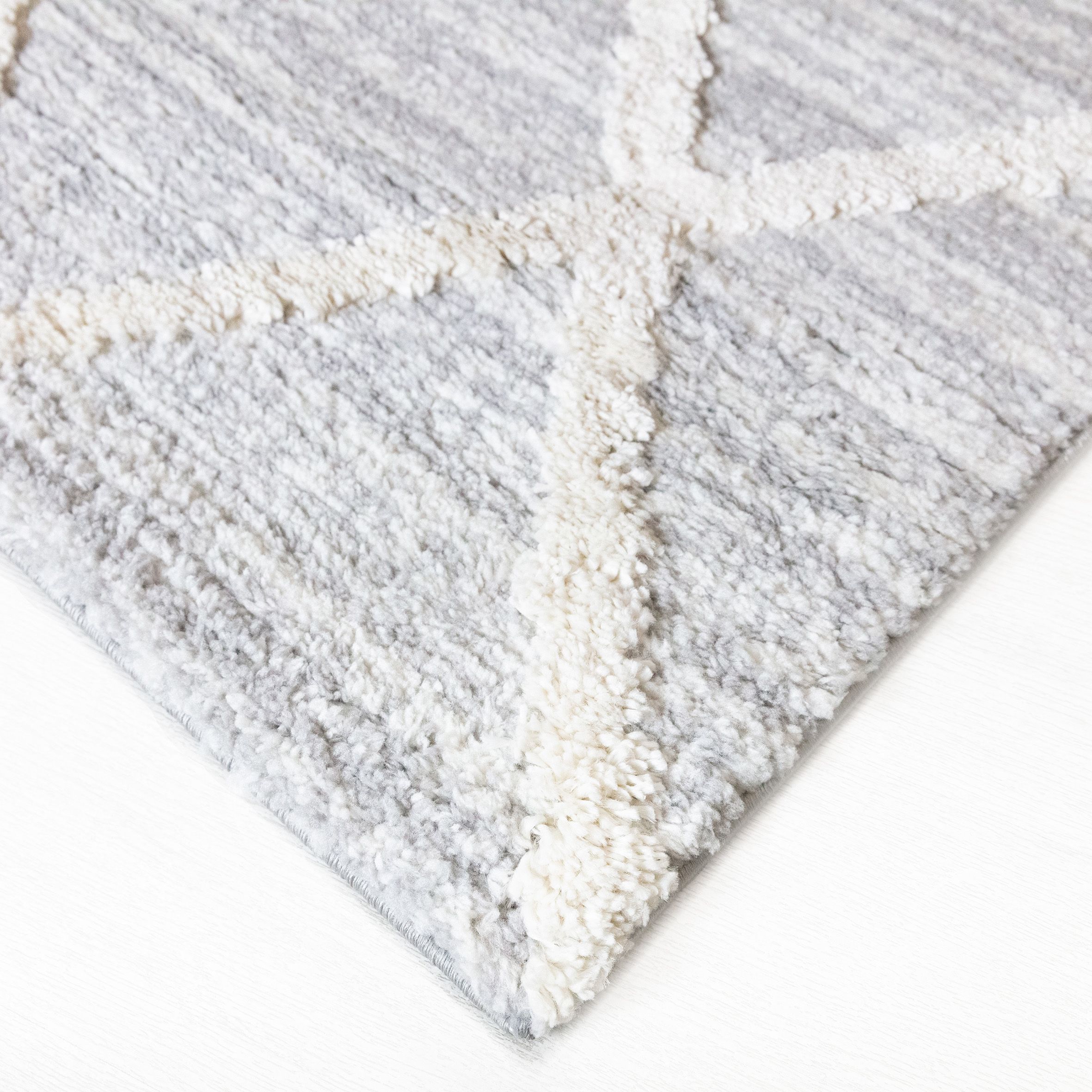 Maya Grey Berber Shaggy Medium Rug, (L)160cm x (W)120cm
