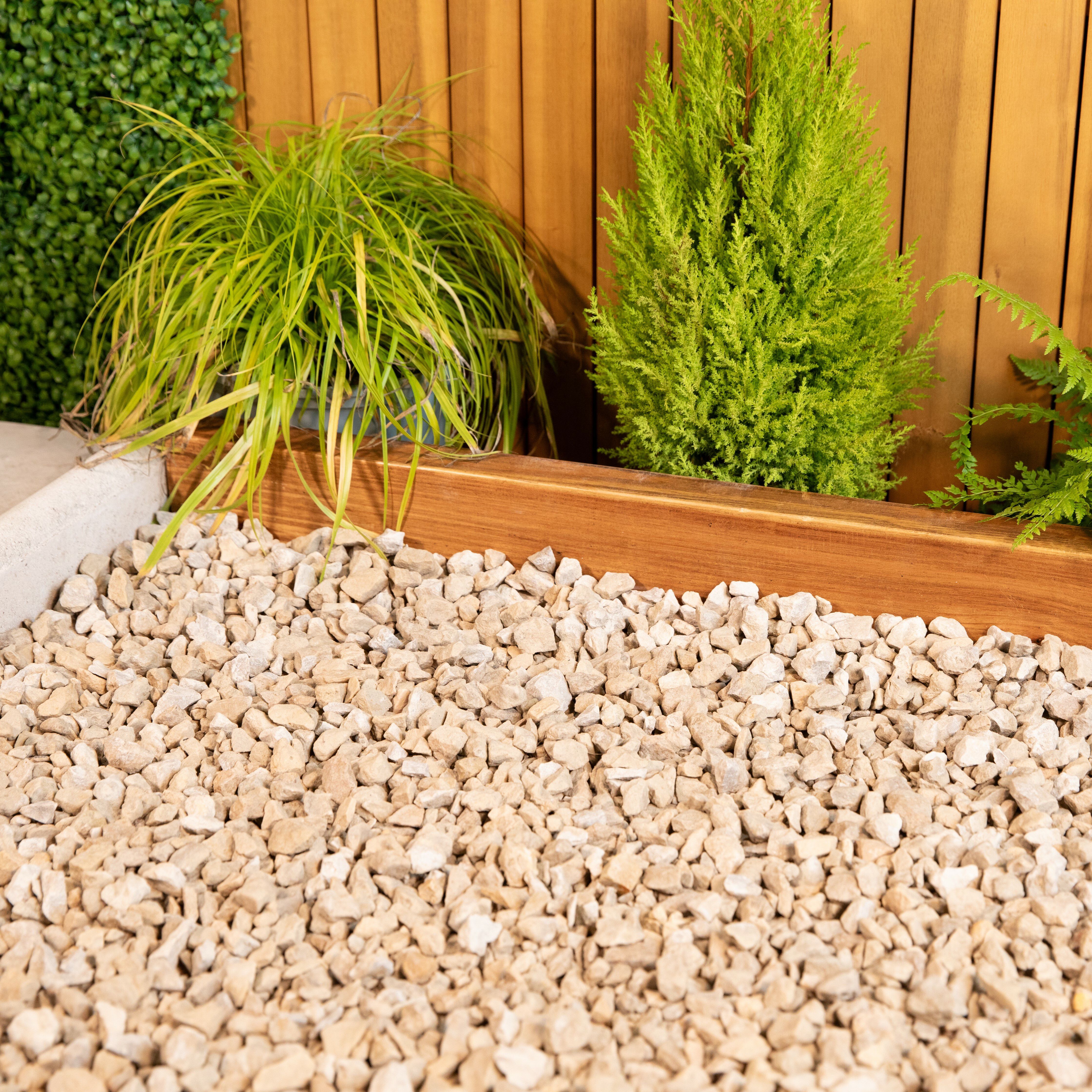 Mellow Cotswold Decorative stones