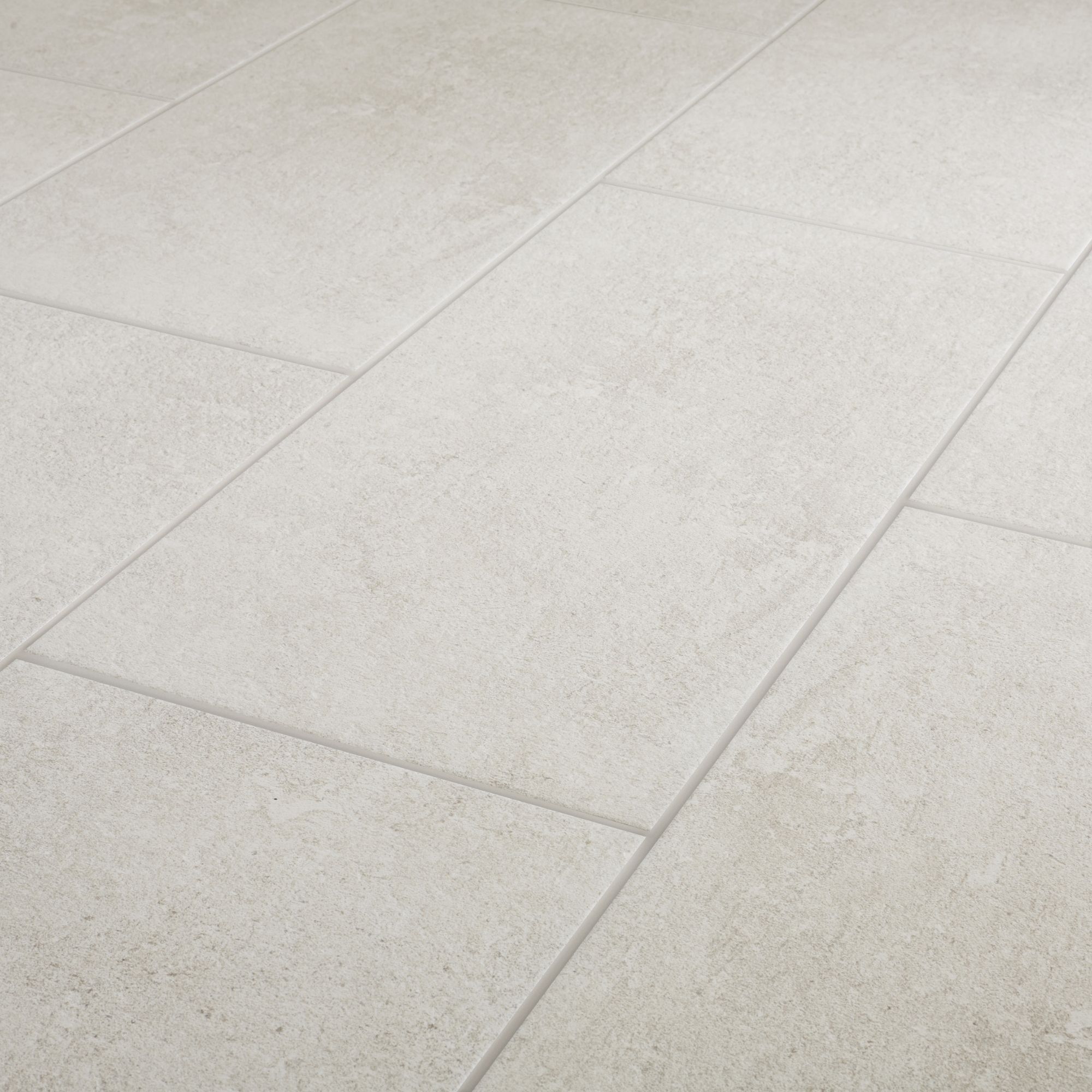Metal ID Light grey Matt Flat Concrete effect Porcelain Wall & floor Tile, Pack of 6, (L)600mm (W)300mm