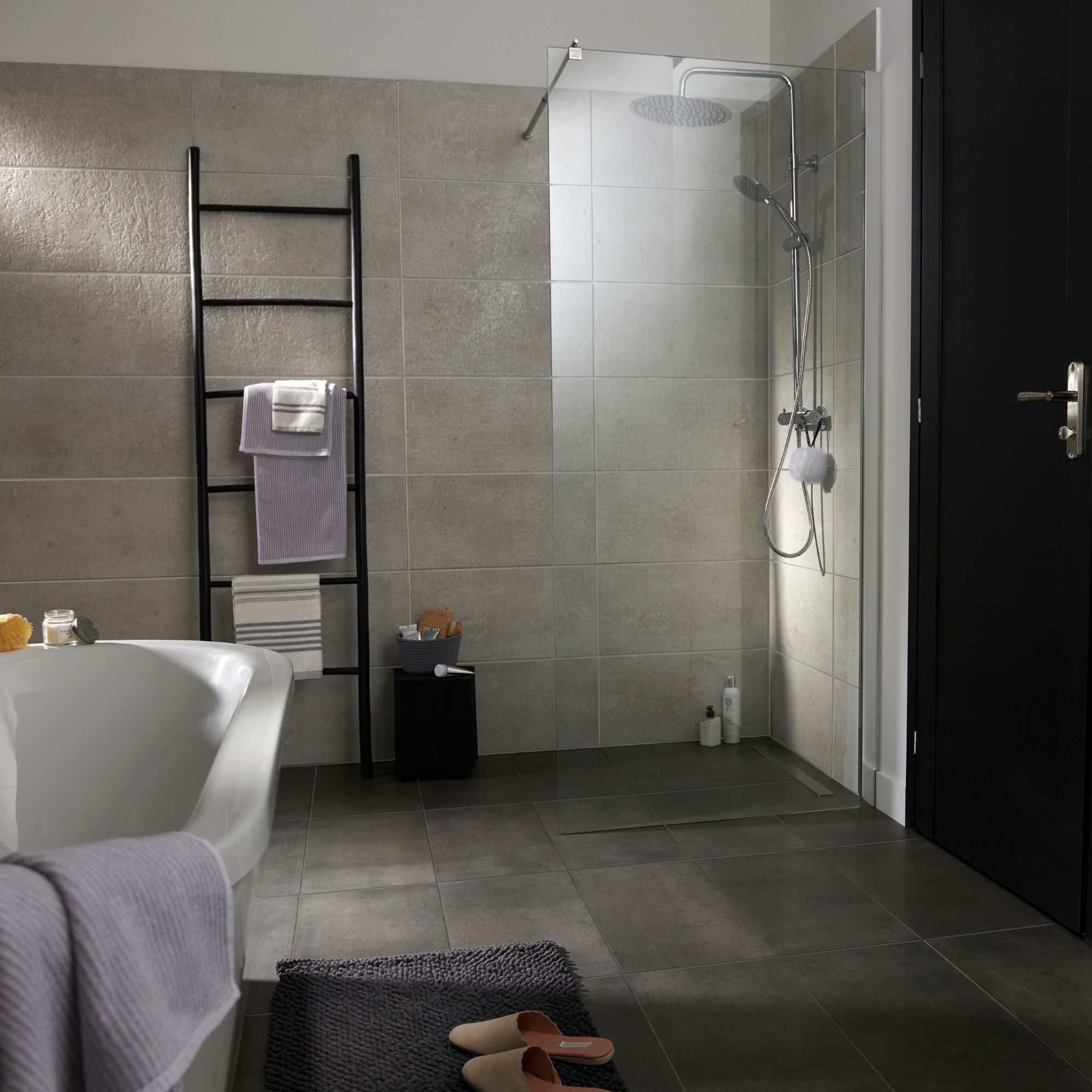 Metal ID Light grey Matt Flat Concrete effect Porcelain Wall & floor Tile, Pack of 6, (L)600mm (W)300mm