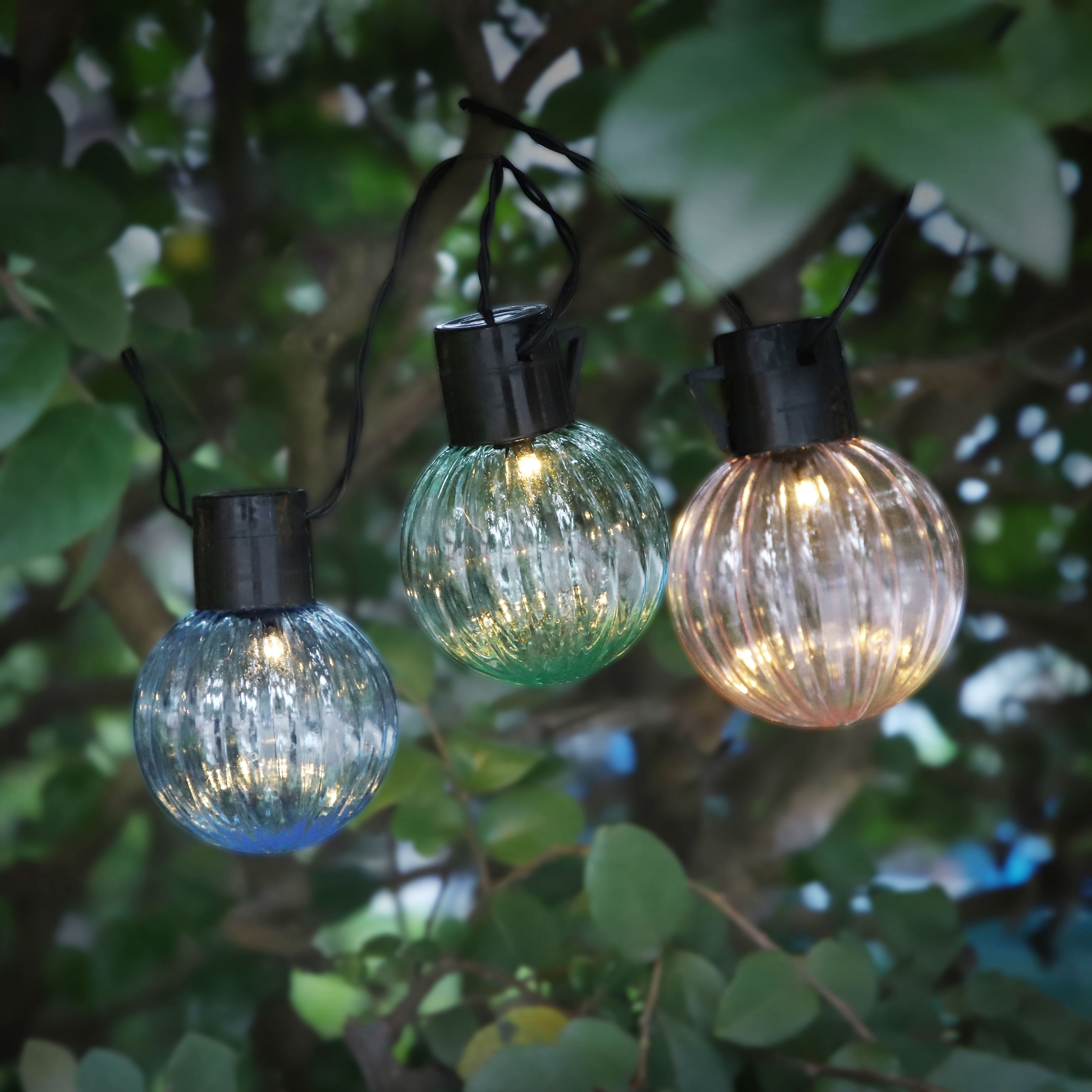 Michetta Solar-powered Warm white 10 Integrated LED Outdoor String lights