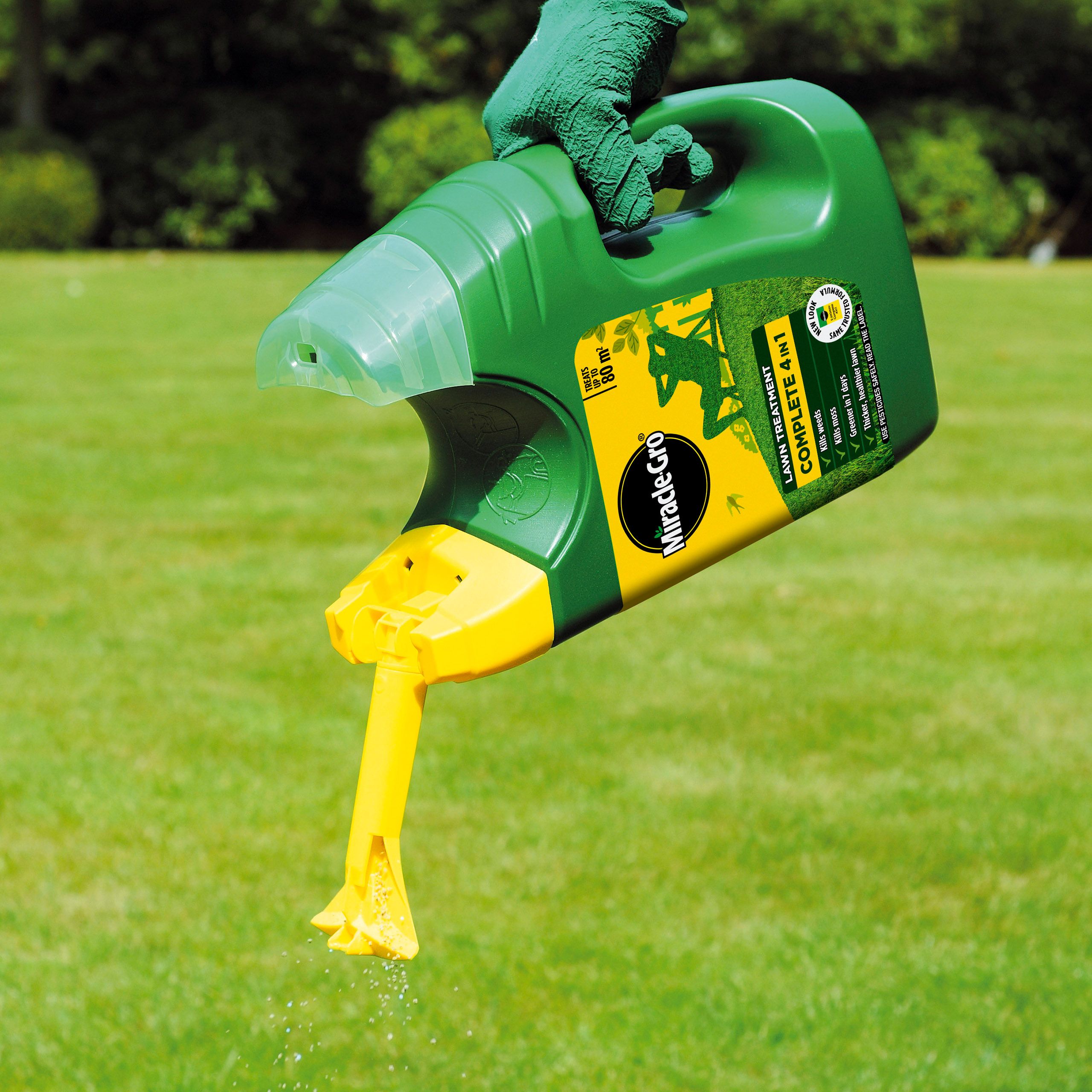 Miracle-Gro Complete 4in1 Lawn treatment Granules 80m² 2.8kg