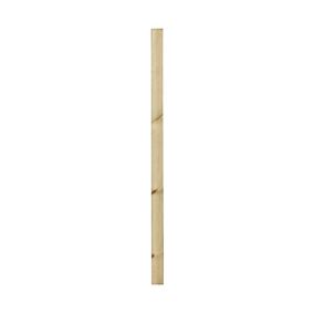 Modern Softwood Deck spindle (W)32mm (T)32mm
