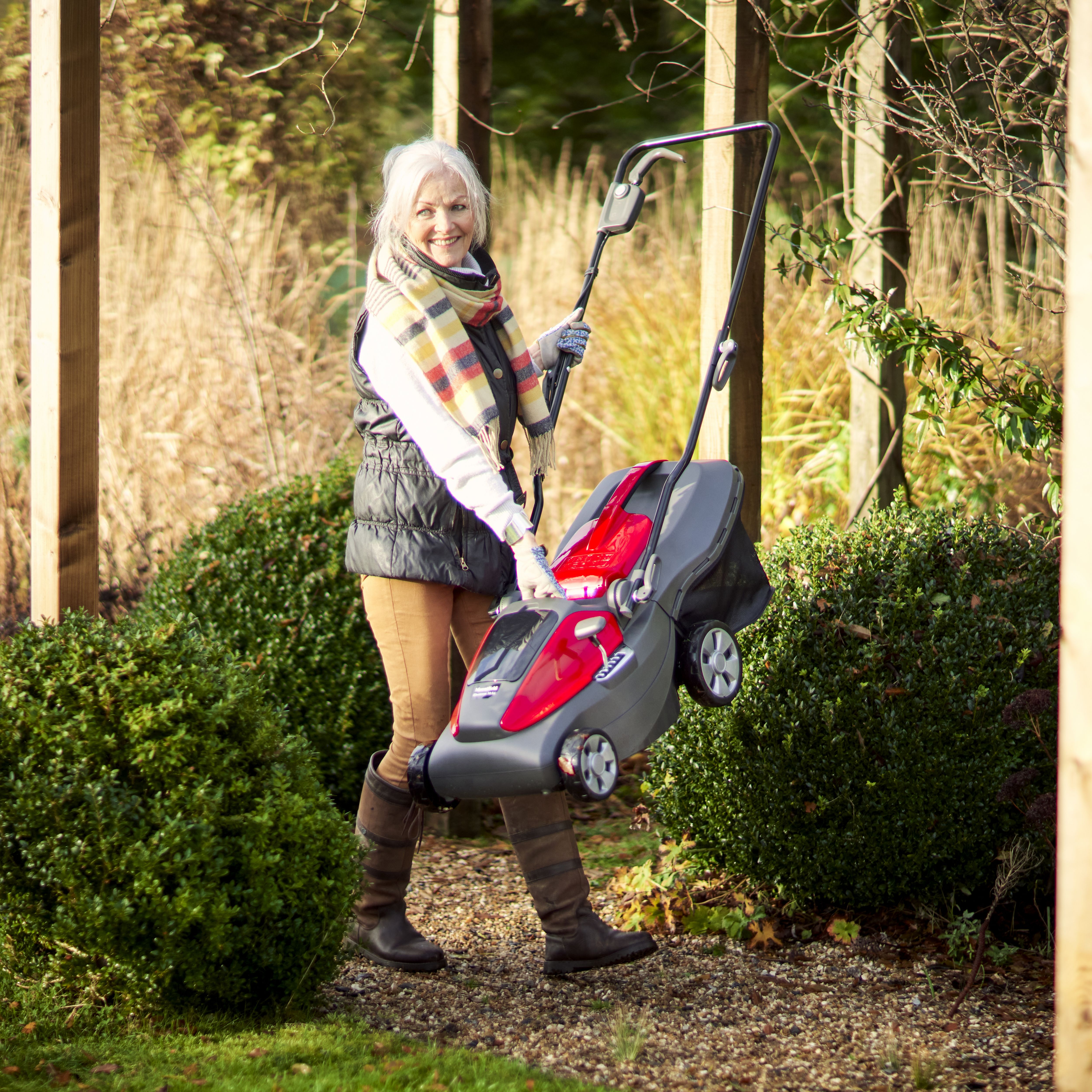 Mountfield Freedom100 34 Li Kit Cordless 20V Rotary Lawnmower