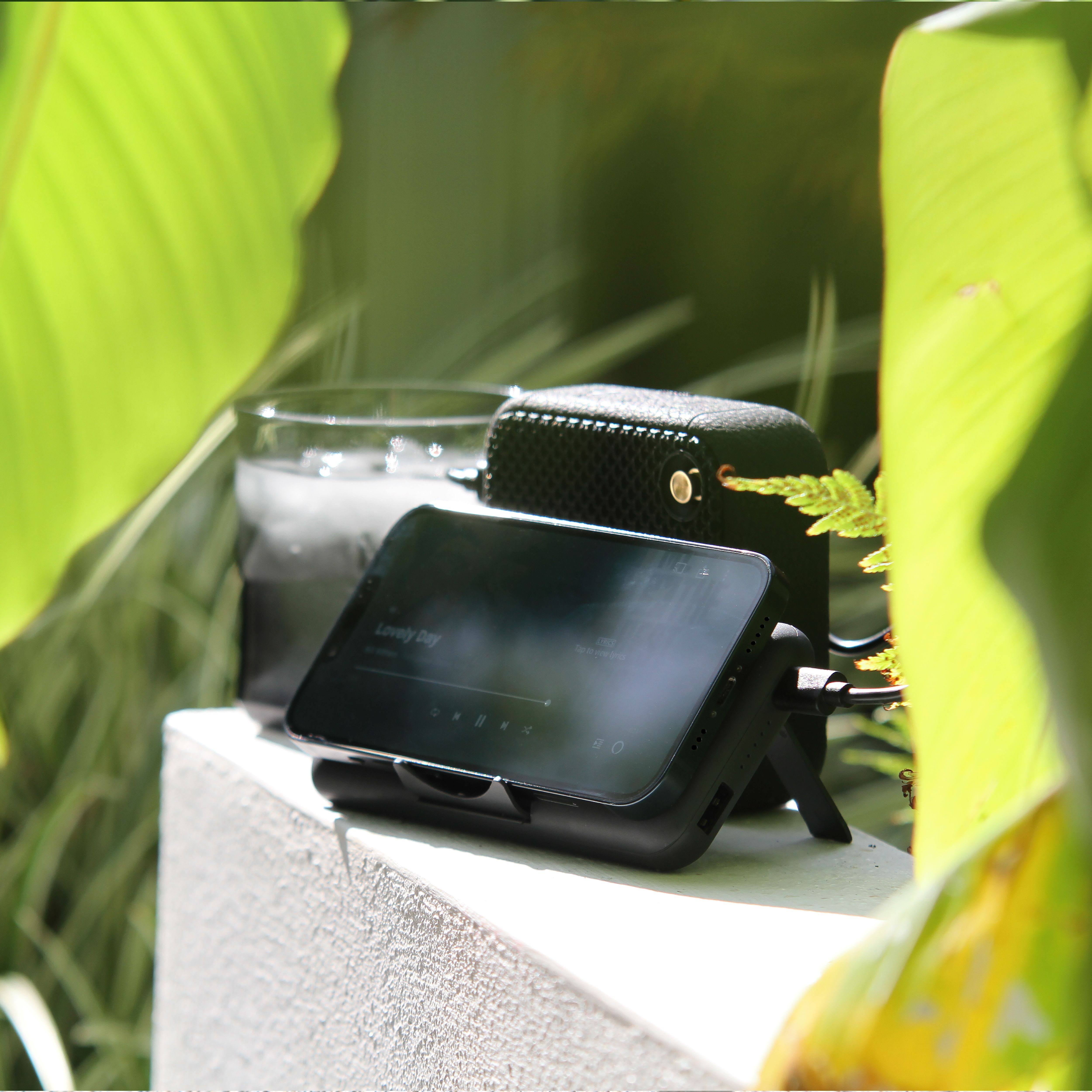 Nebo Black Portable Wireless Power bank 10000mAh