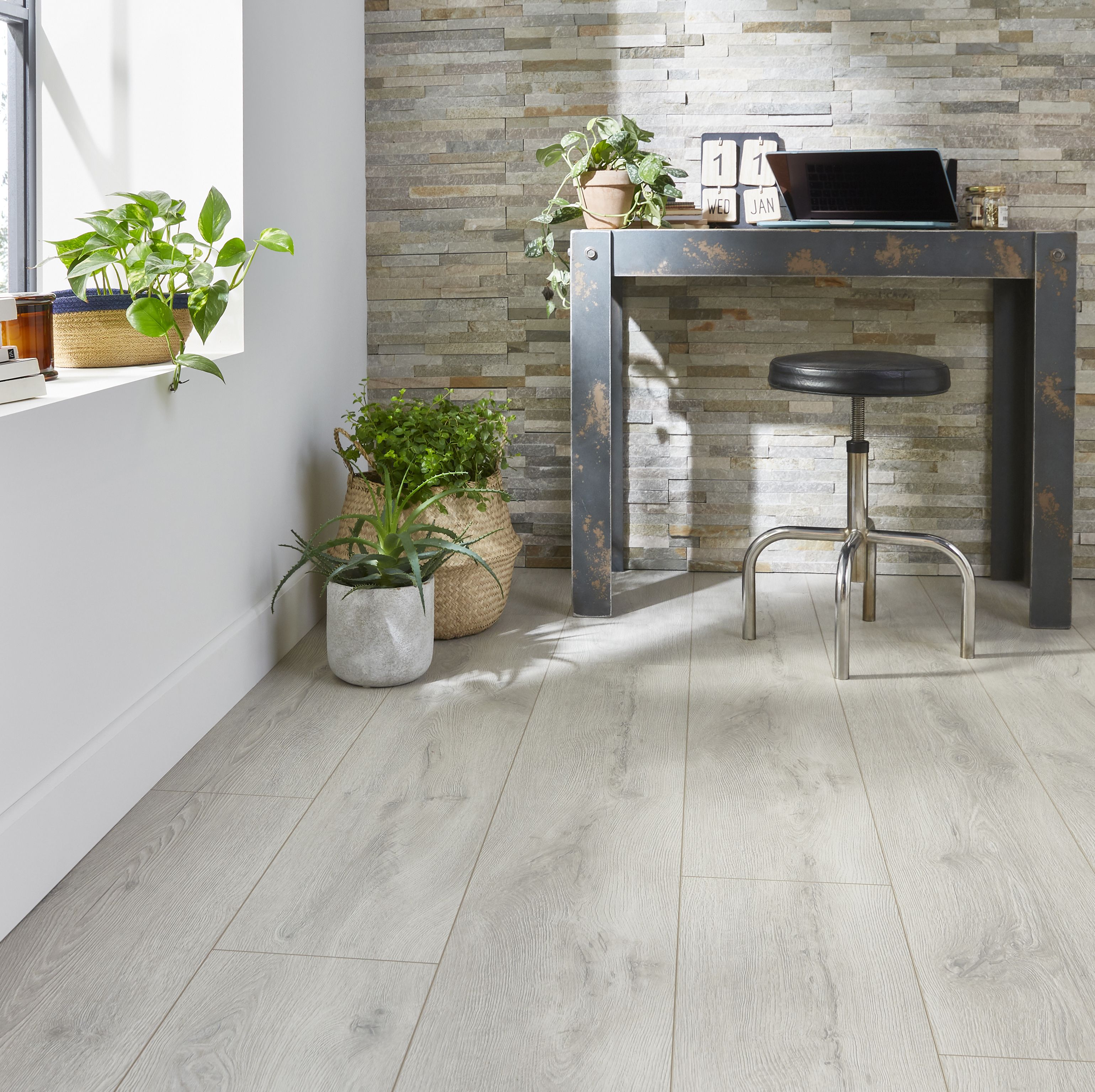 Newlyn Grey Oak effect Laminate Flooring Sample