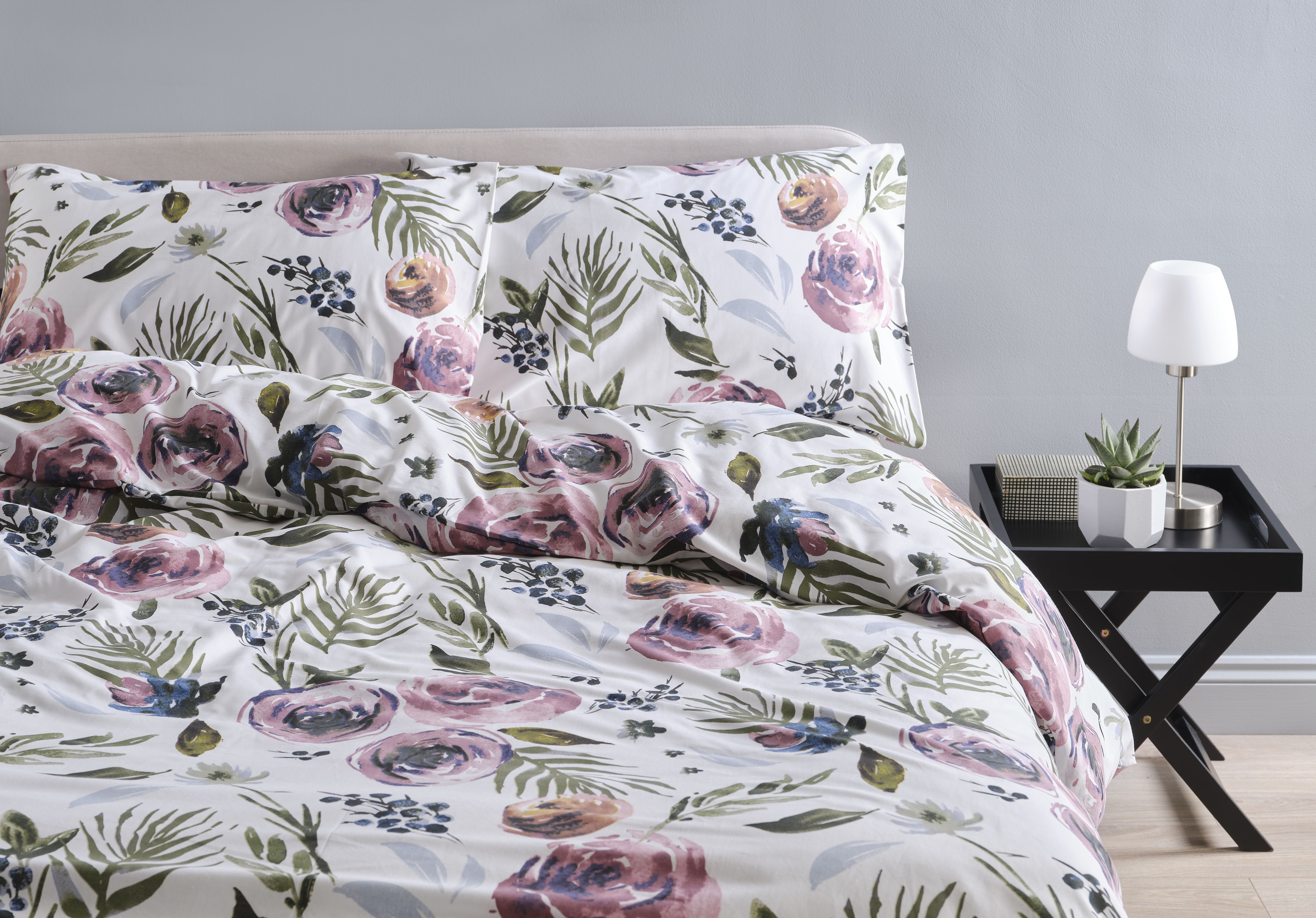 Nikola Floral Multicolour Double Duvet cover & pillow case set