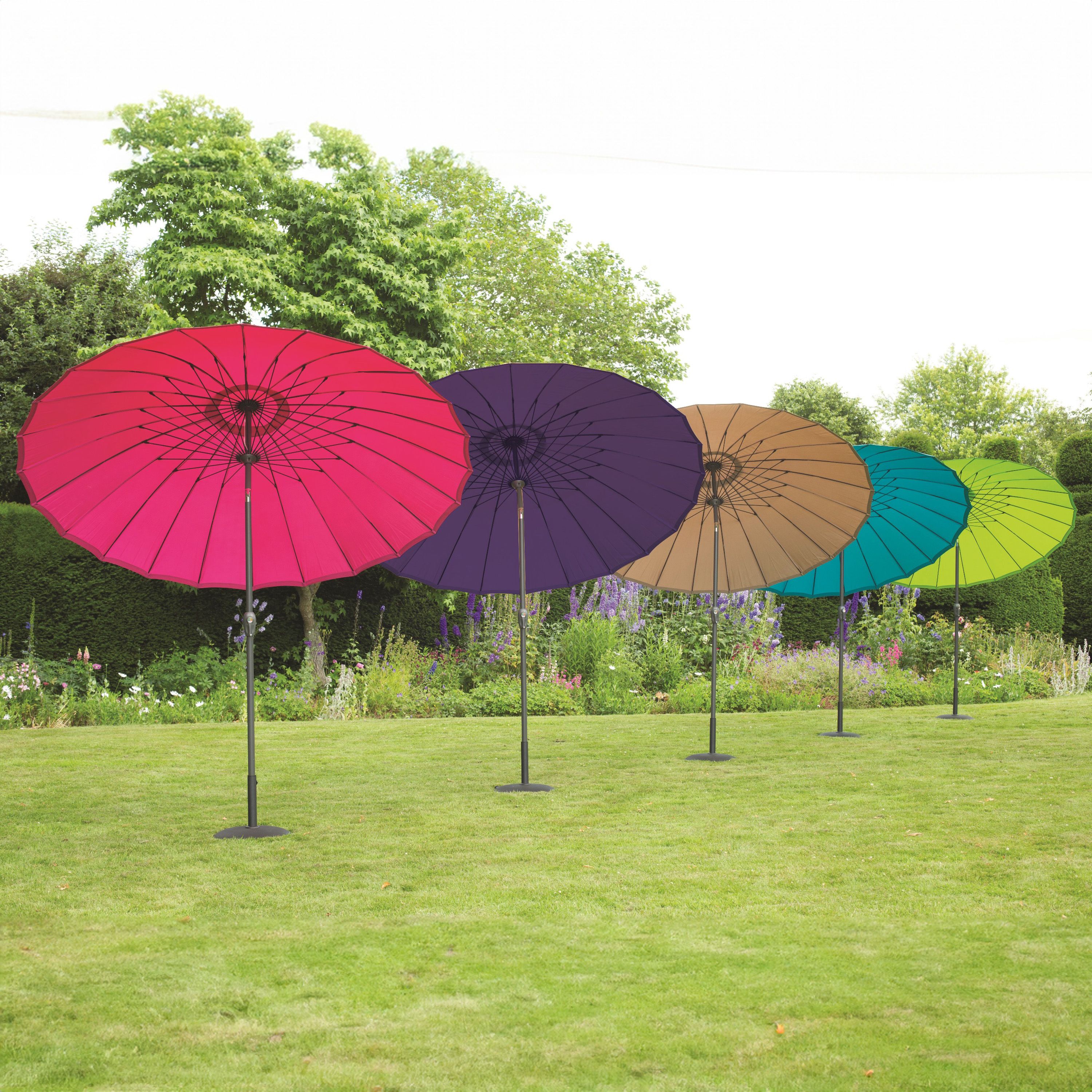 Norfolk Leisure Geisha (W) 2.5m (H) 2.4m Beige Parasol